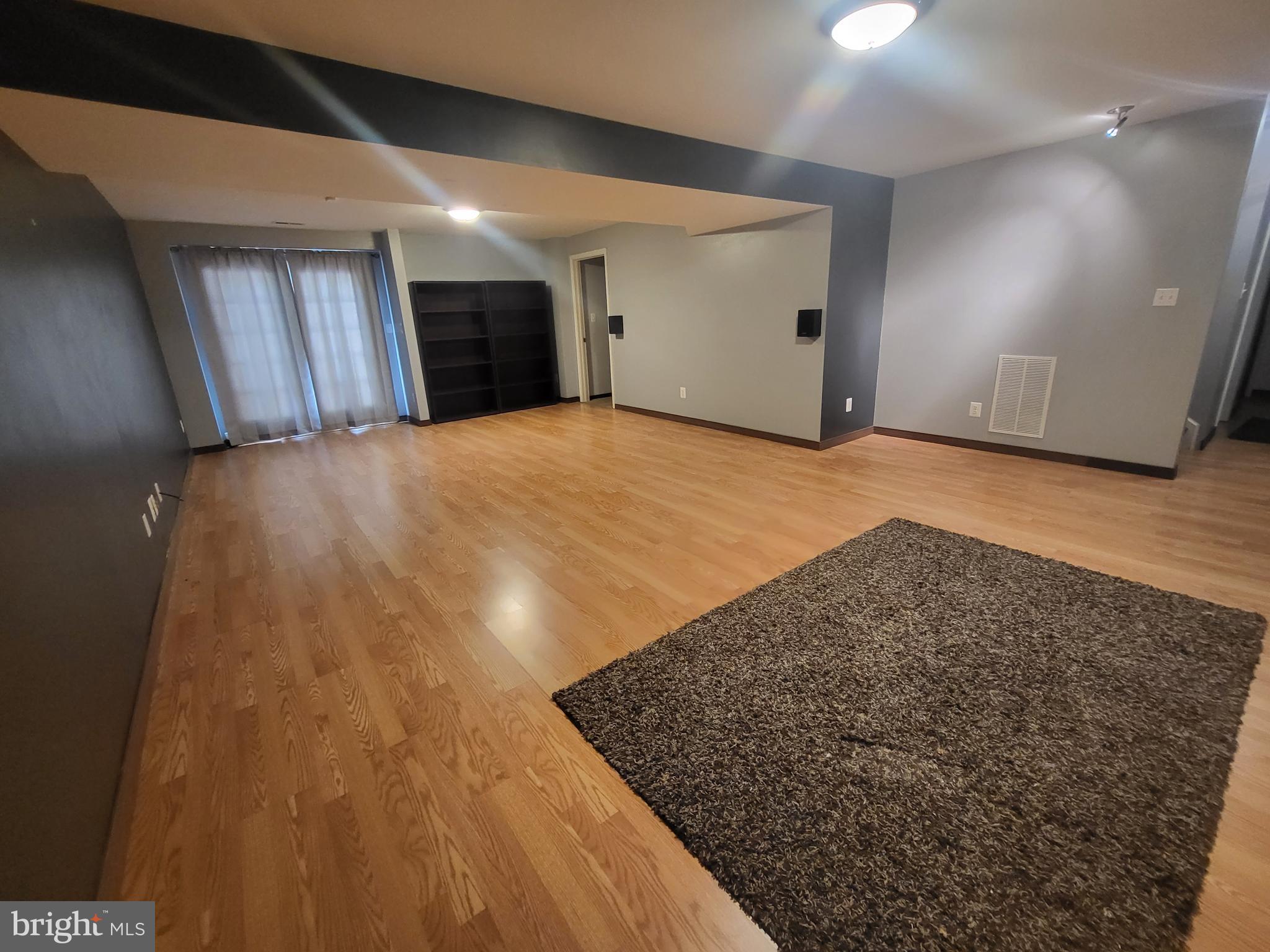 WAYSIDE VILLAGE - Residential Lease