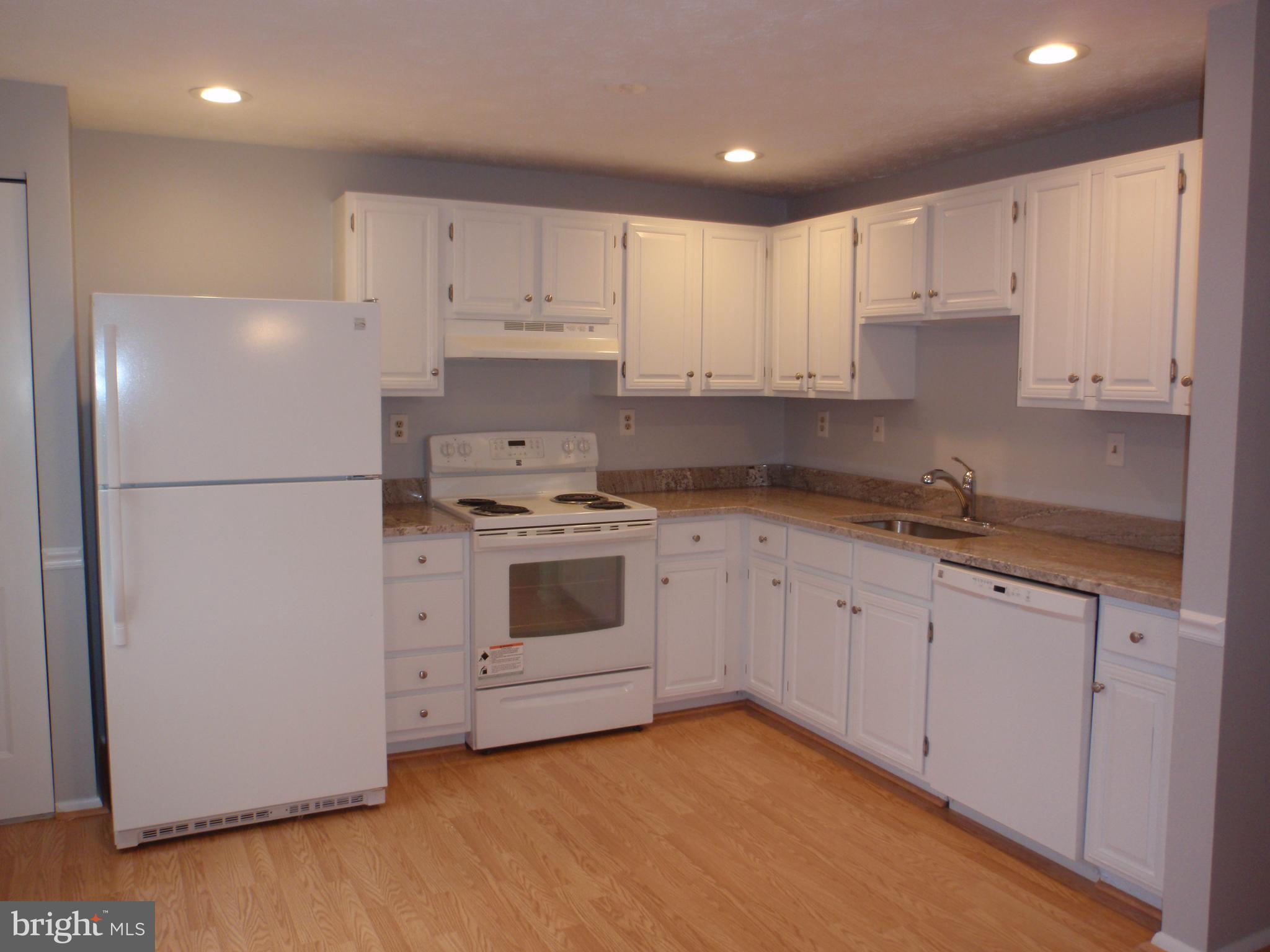 RESTON - Residential Lease