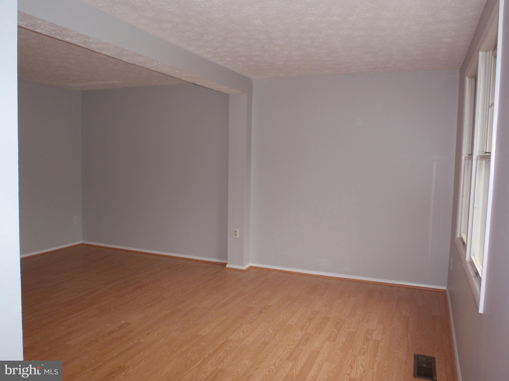 RESTON - Residential Lease