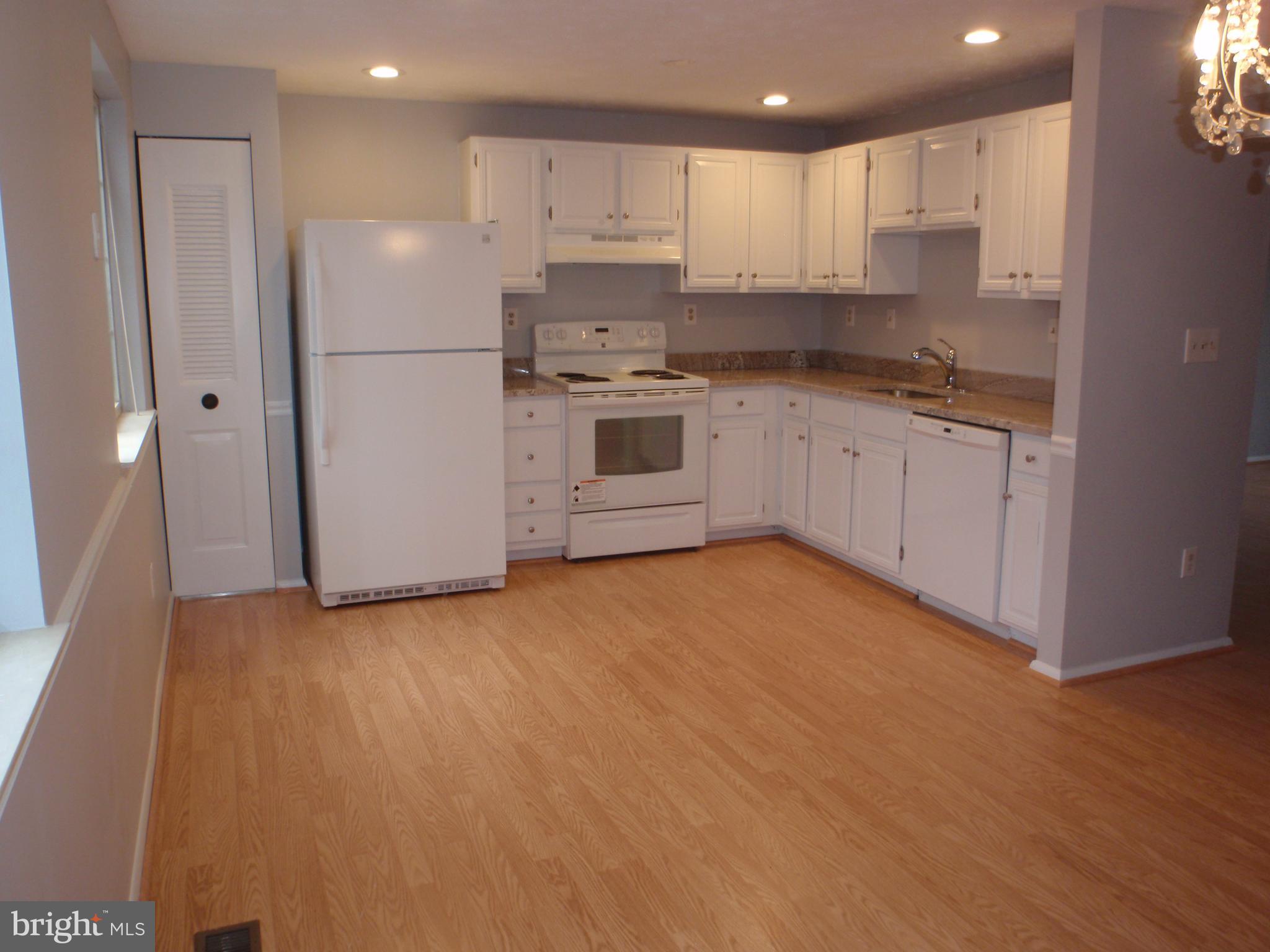 RESTON - Residential Lease