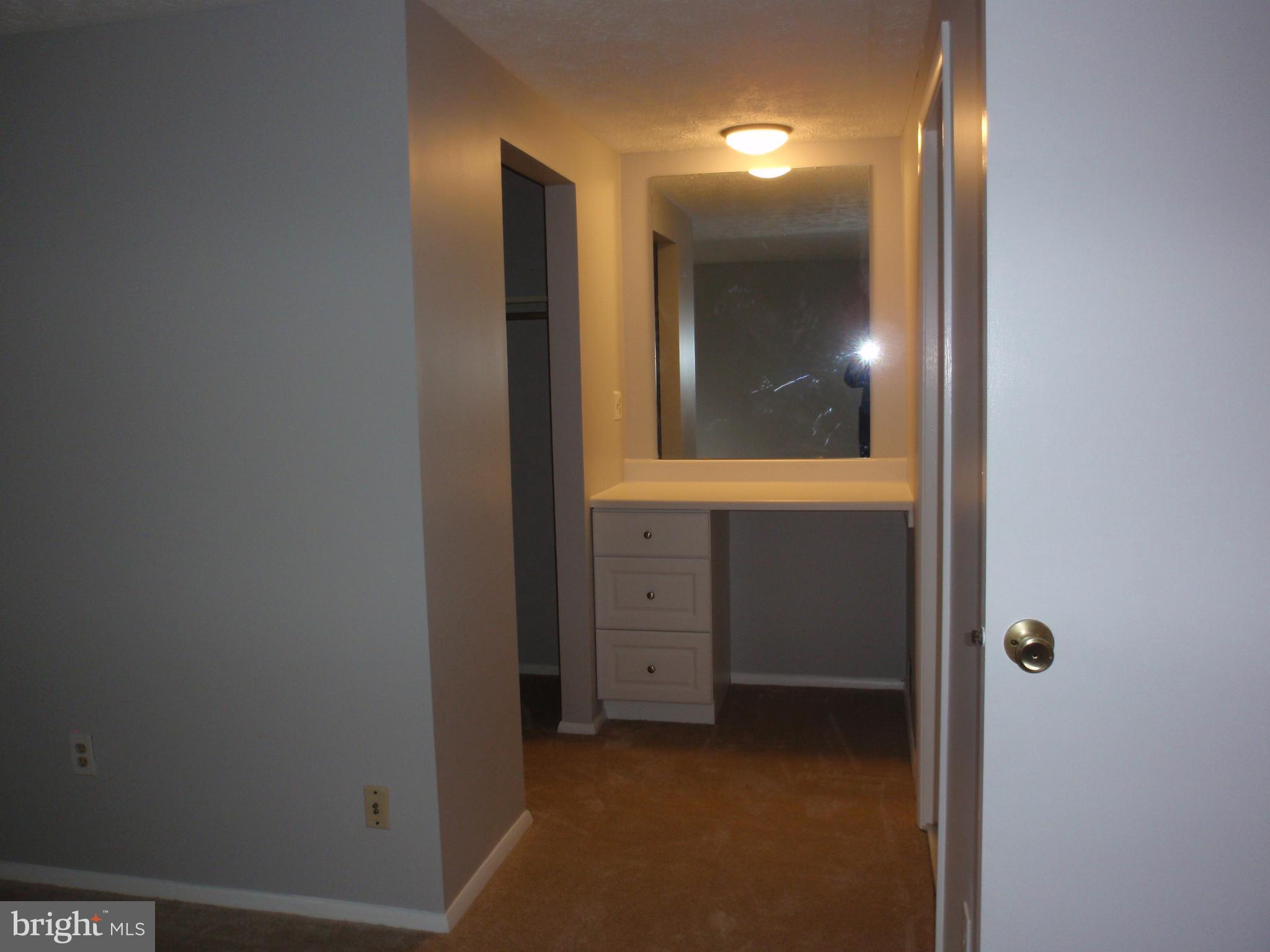 RESTON - Residential Lease