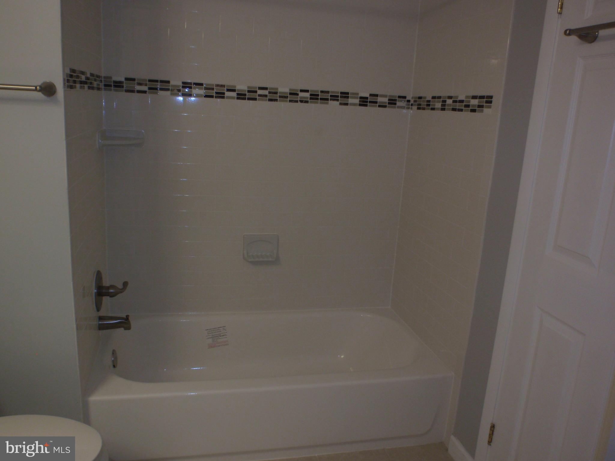 RESTON - Residential Lease