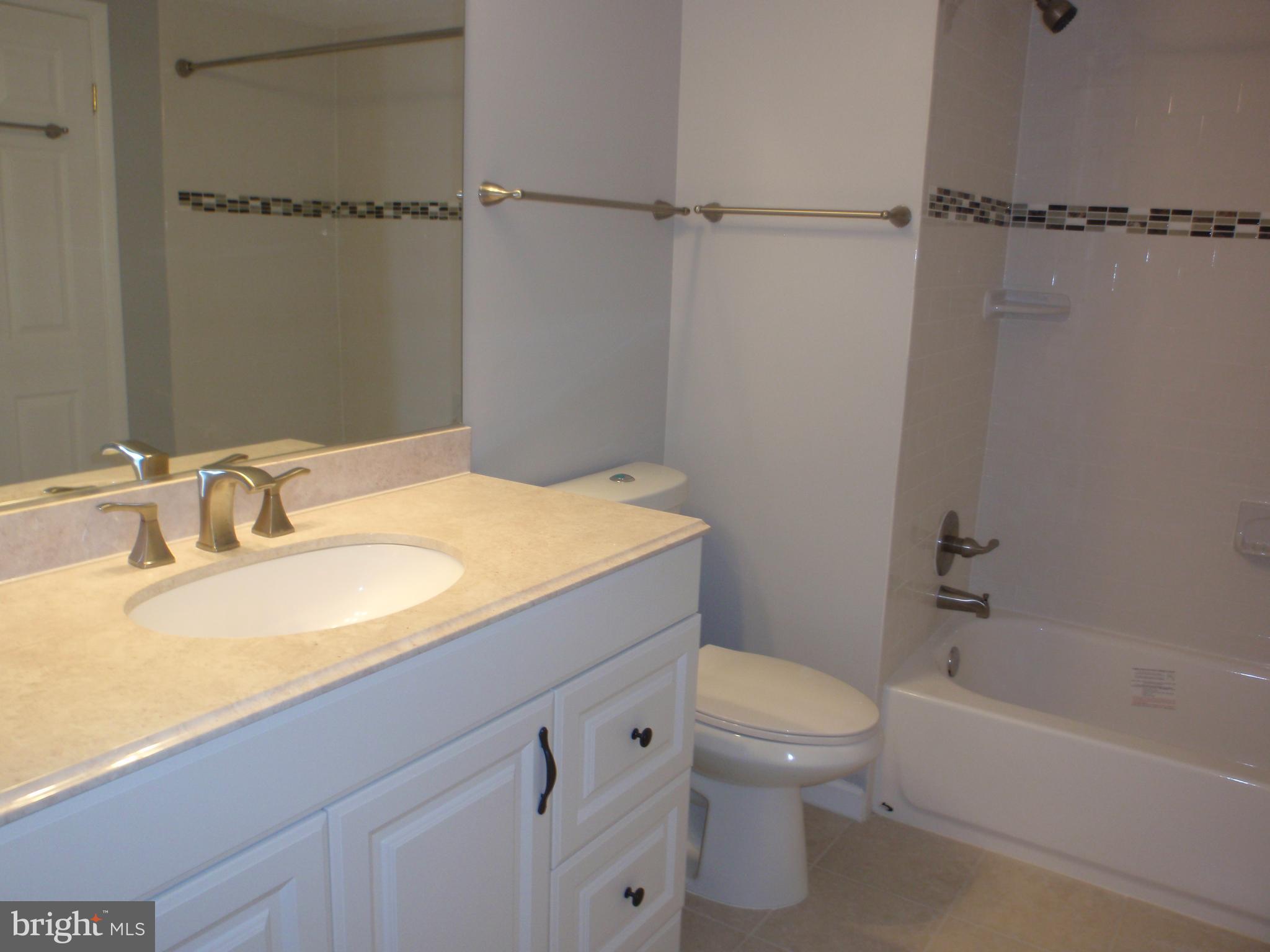 RESTON - Residential Lease