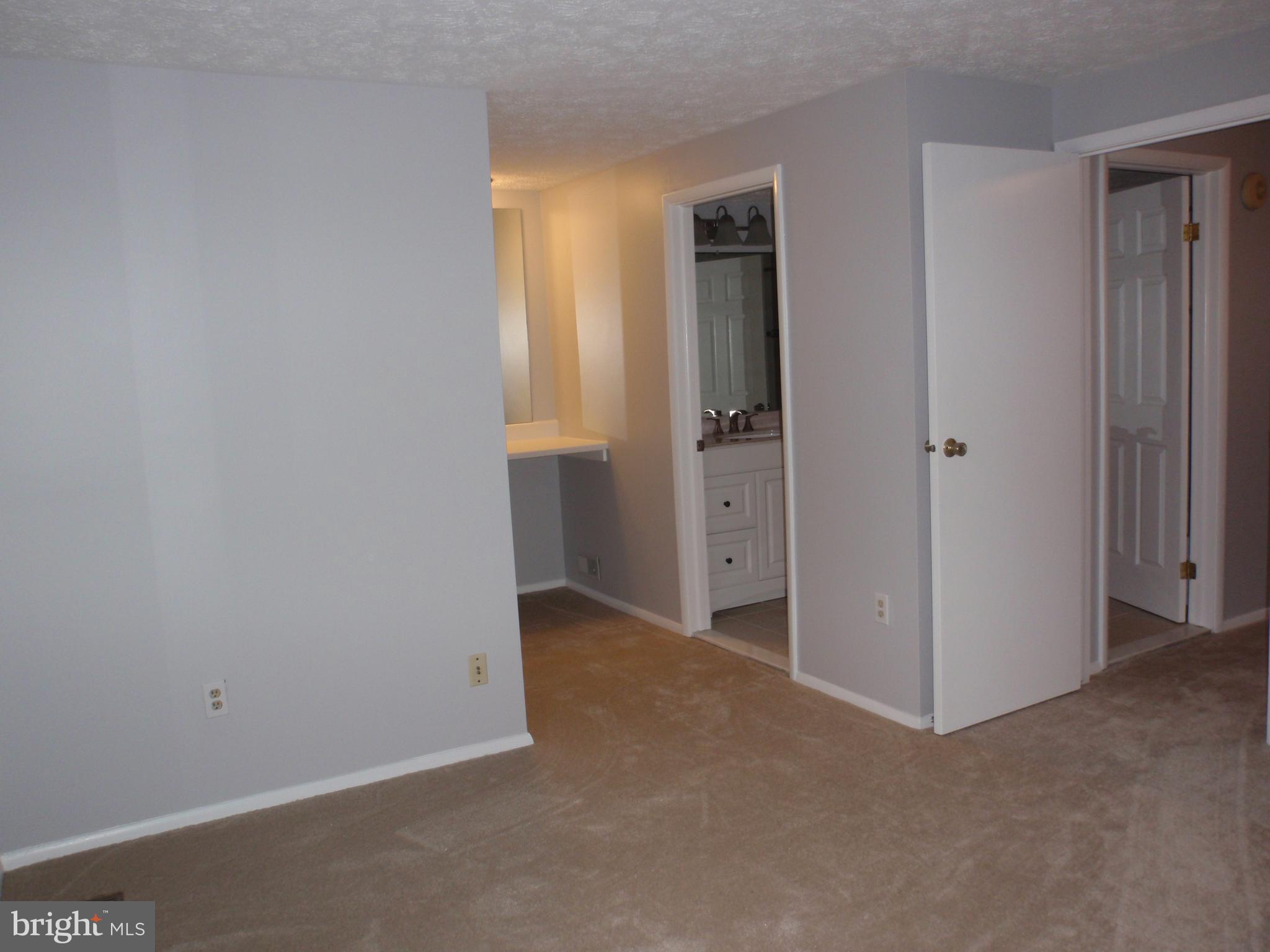 RESTON - Residential Lease