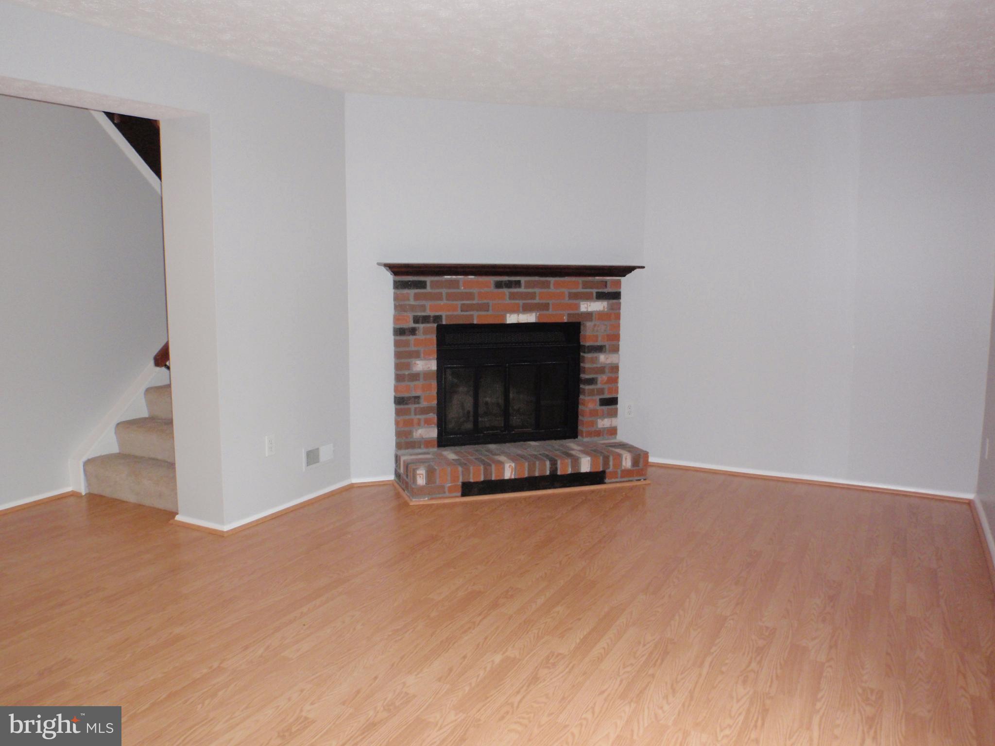 RESTON - Residential Lease