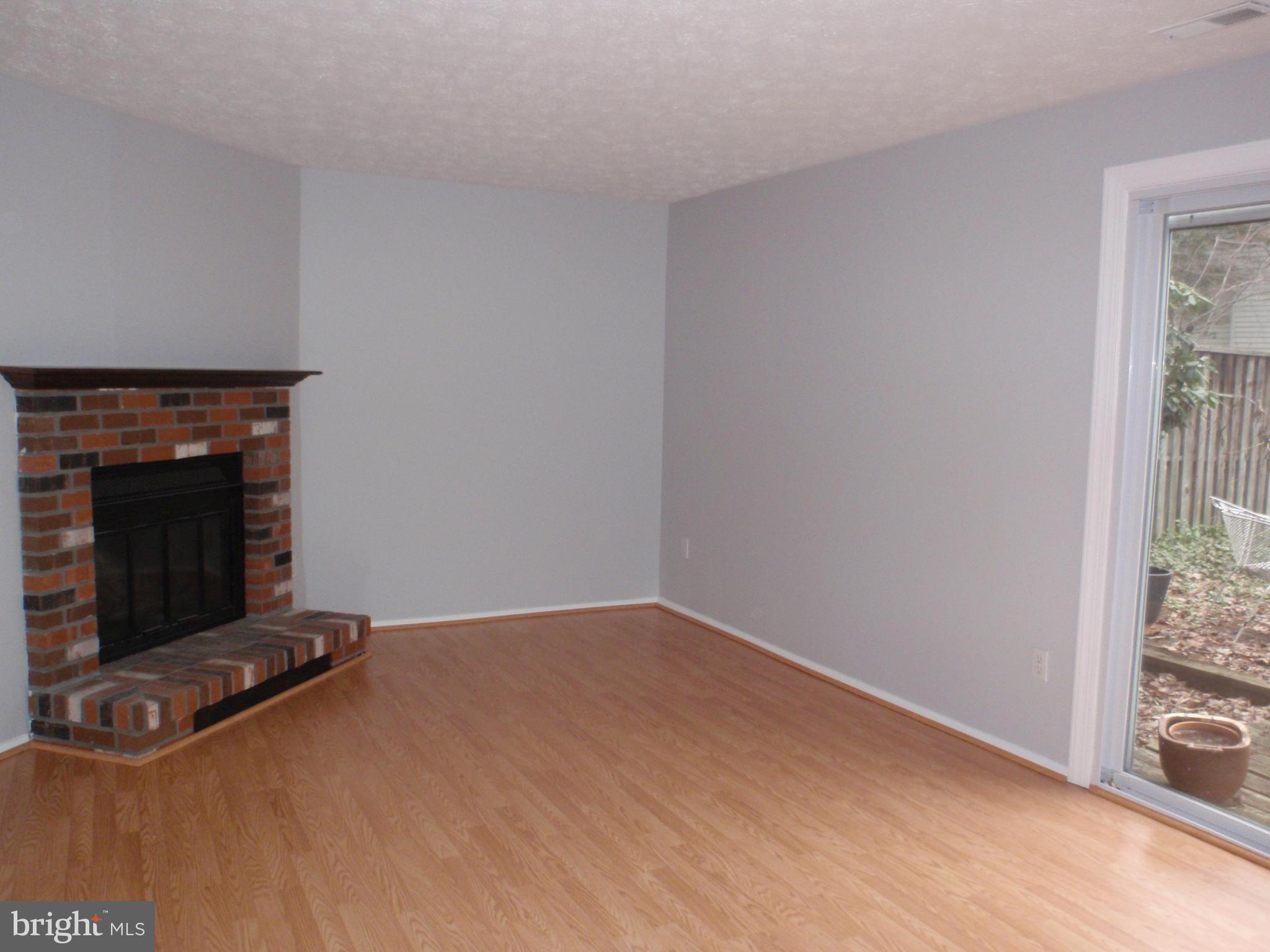 RESTON - Residential Lease