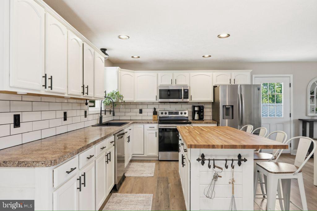 1511 BOLIVER ROAD