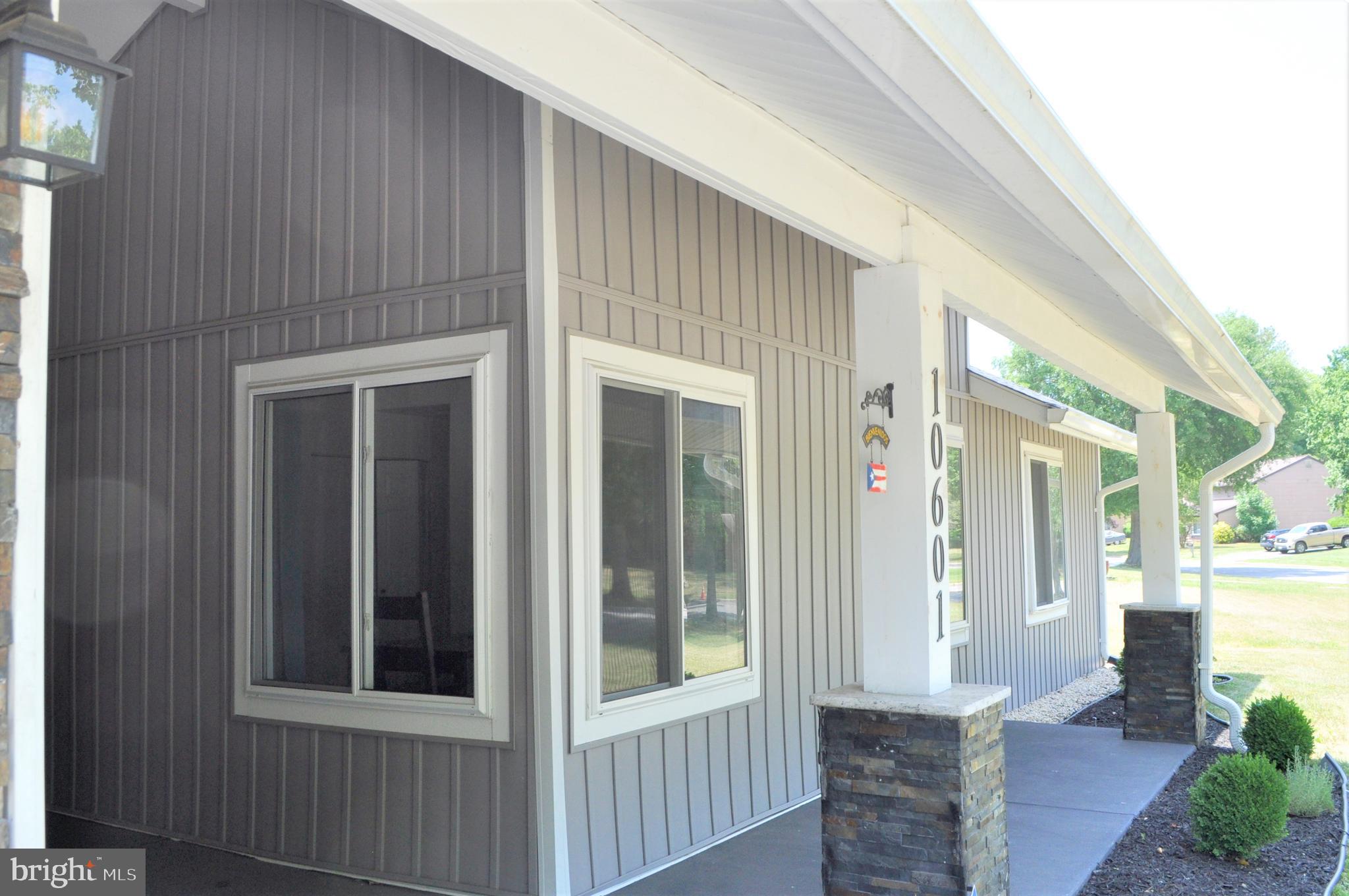 RAMBLING HILLS - Residential