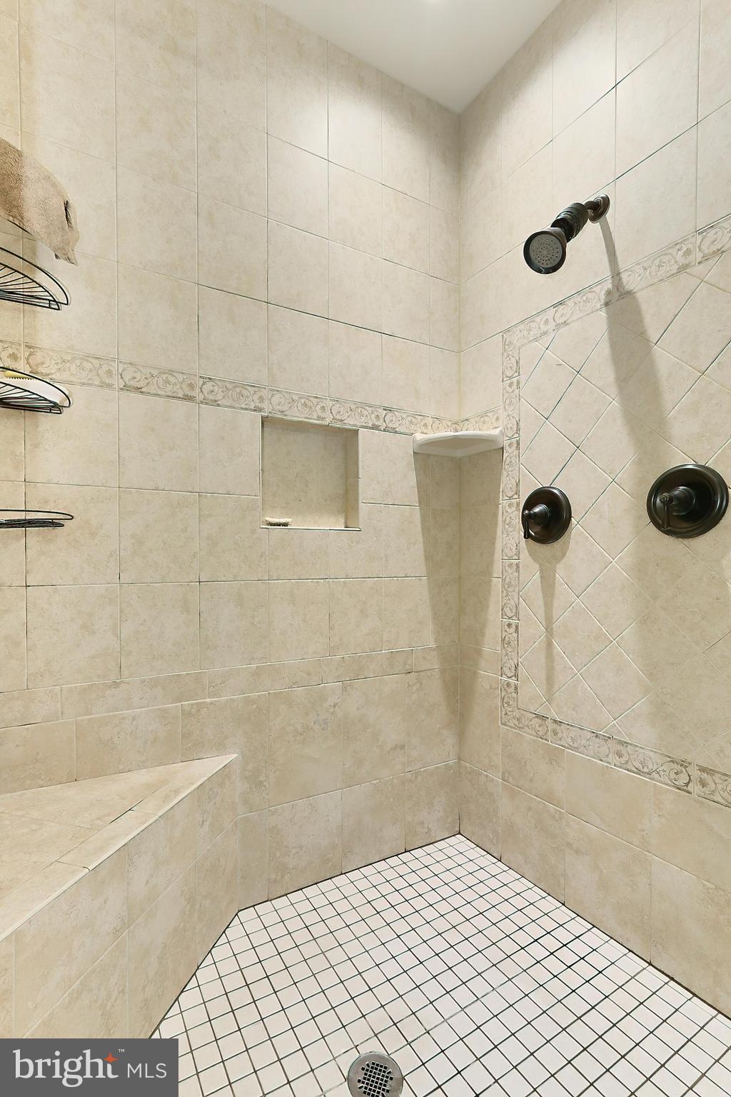 CHESTERBROOK - Residential