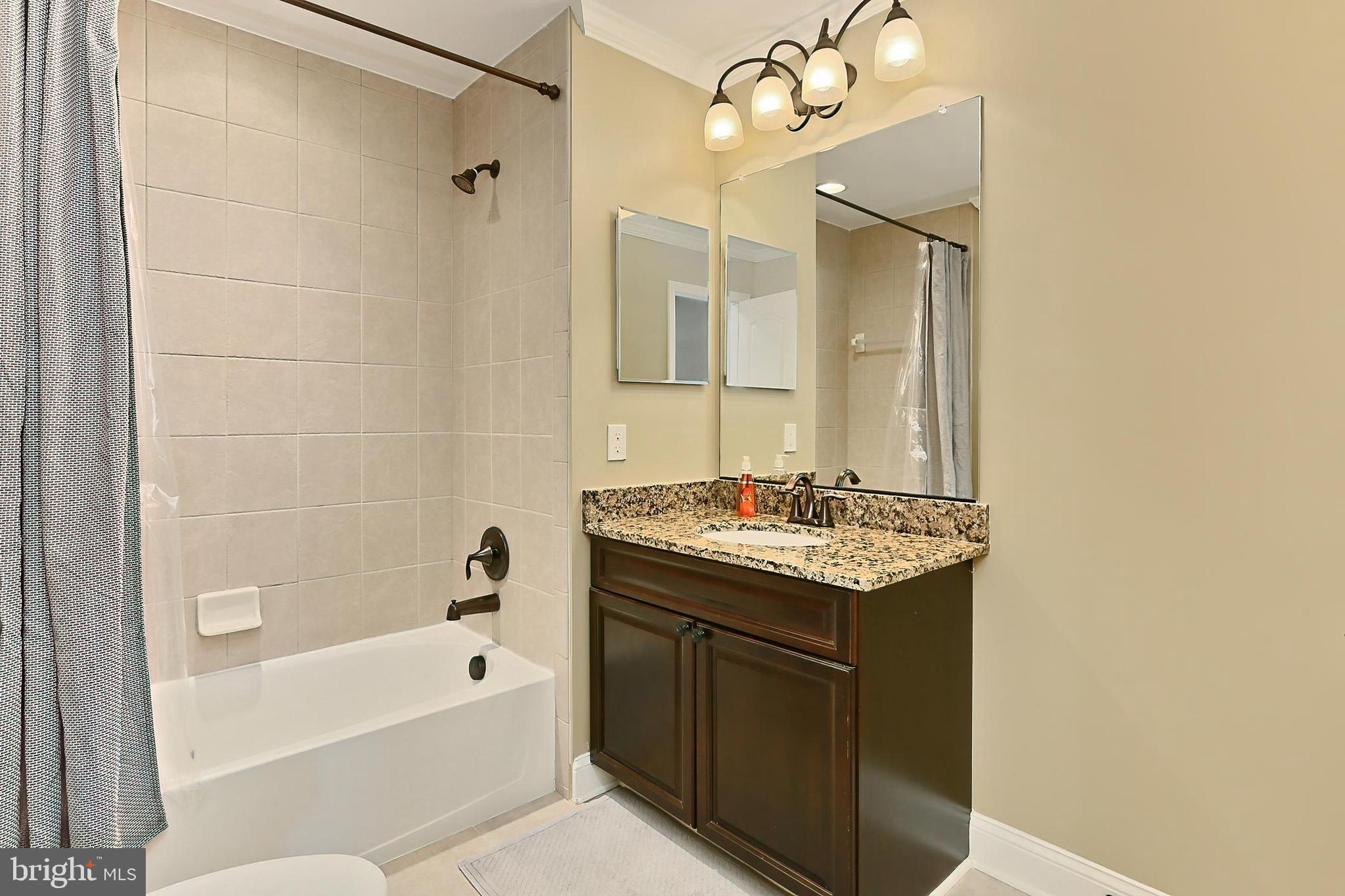 CHESTERBROOK - Residential