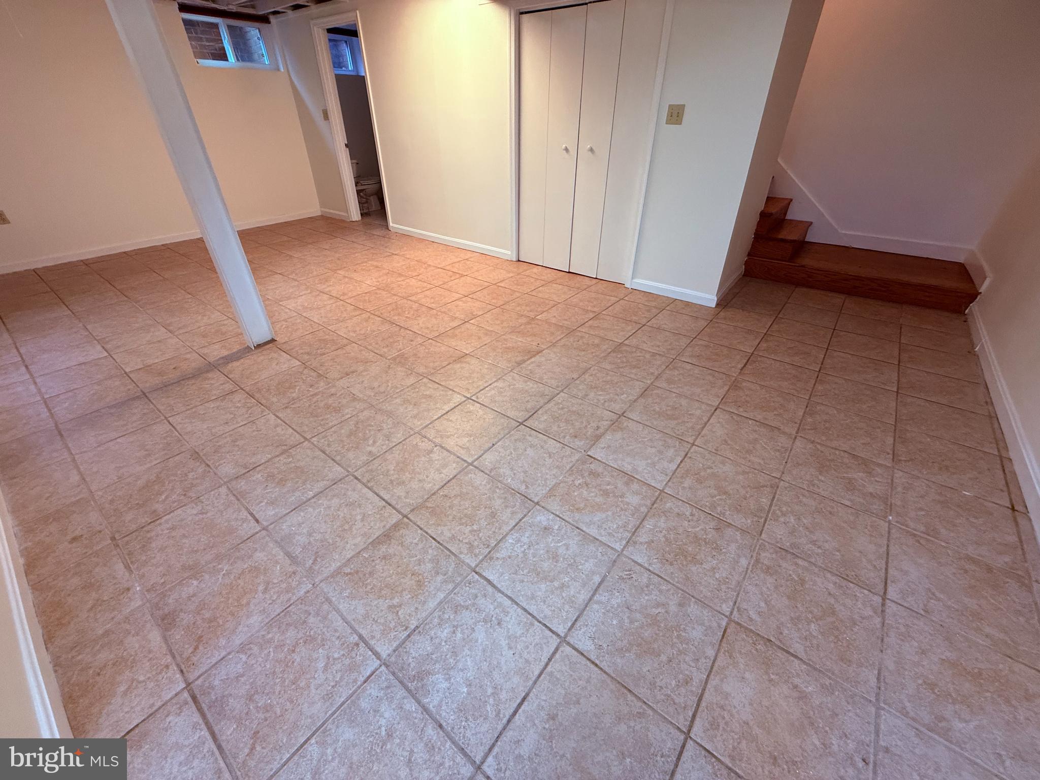 ROLLINGWOOD - Residential Lease