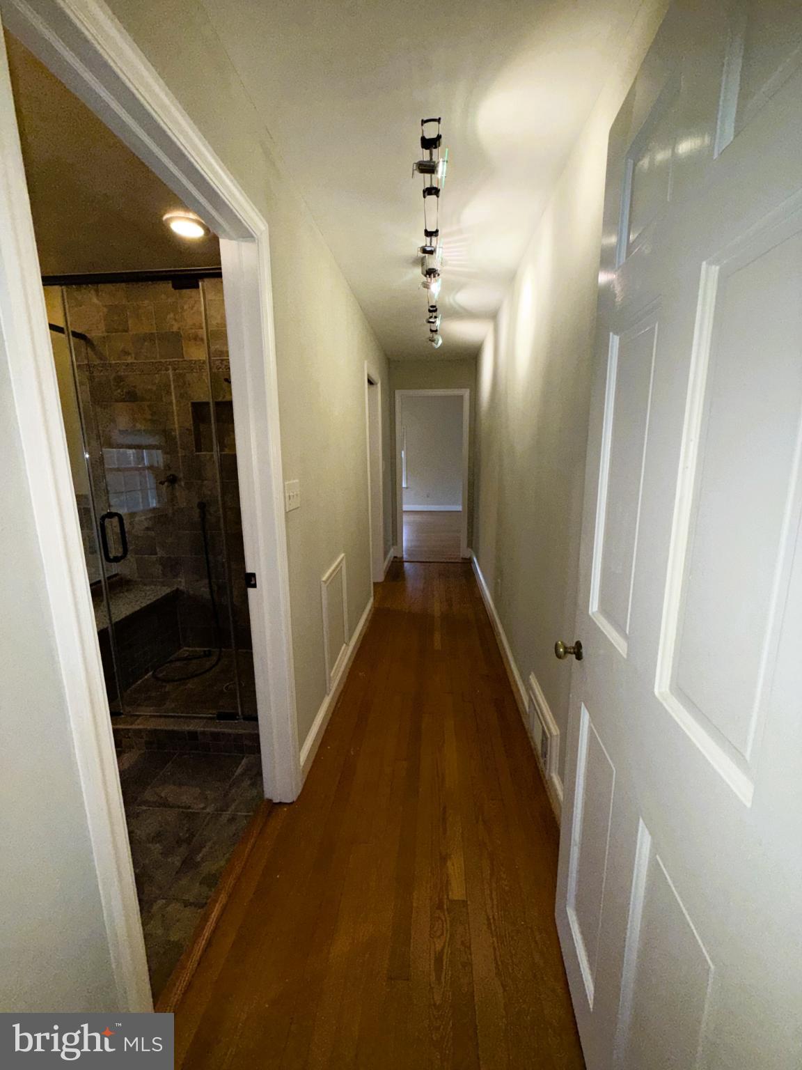 ROLLINGWOOD - Residential Lease