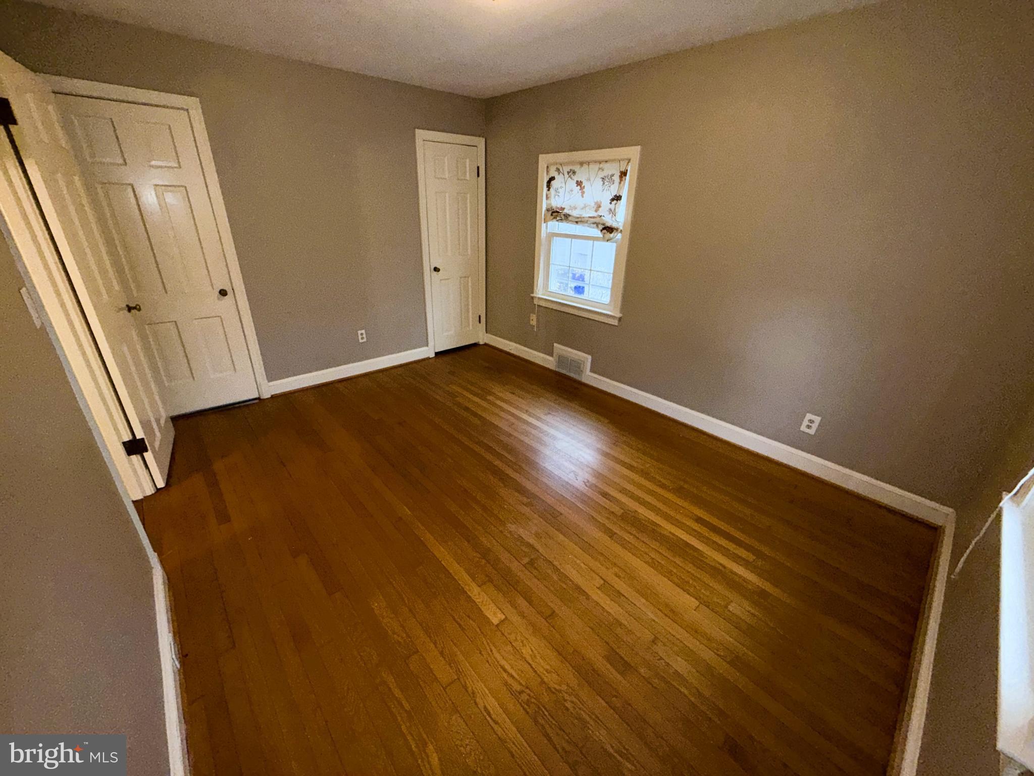 ROLLINGWOOD - Residential Lease