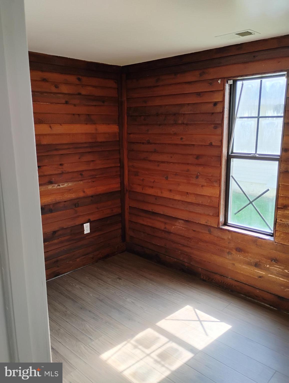 ACRESLEE - Residential