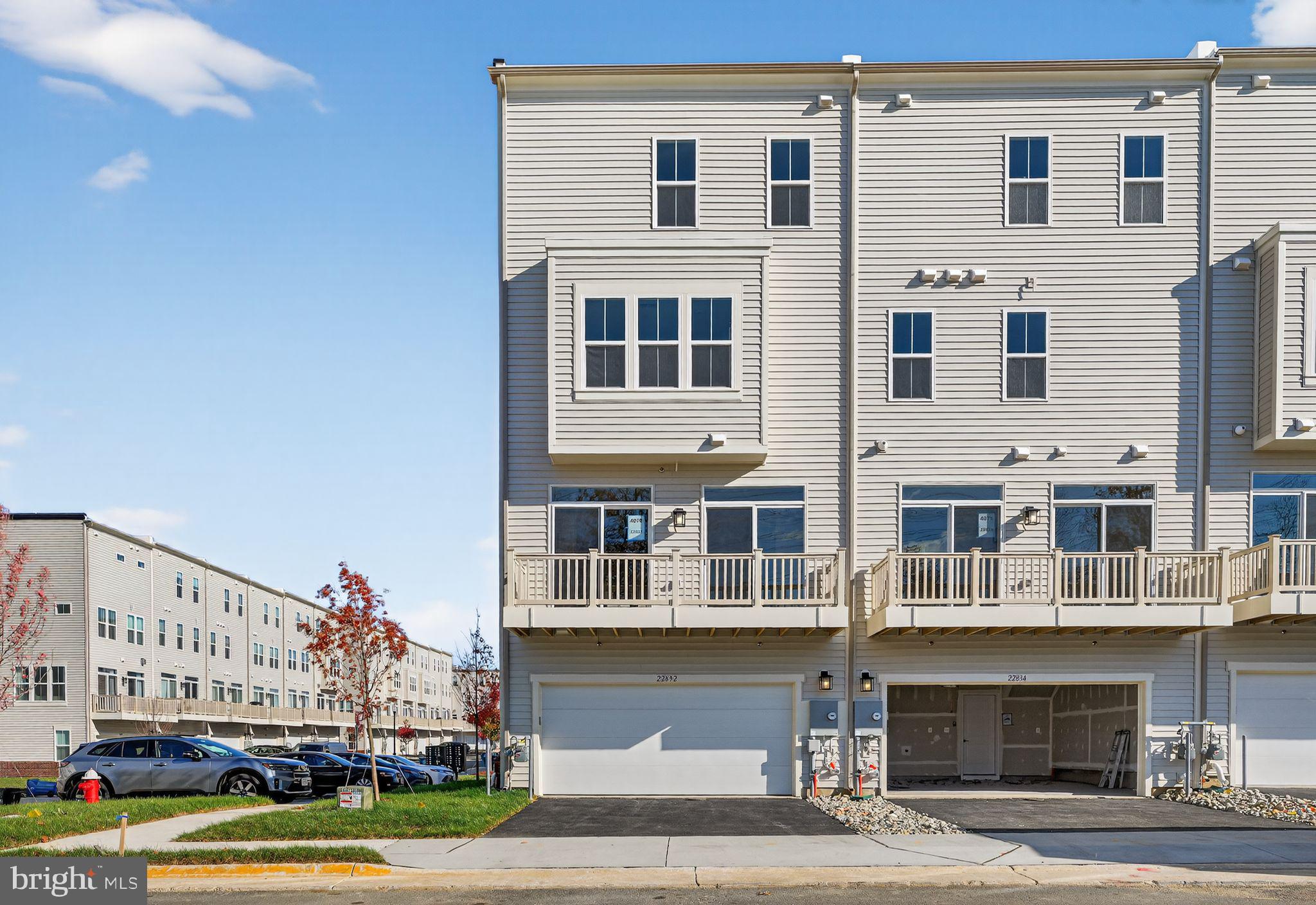 22832 TAWNY PINE SQUARE