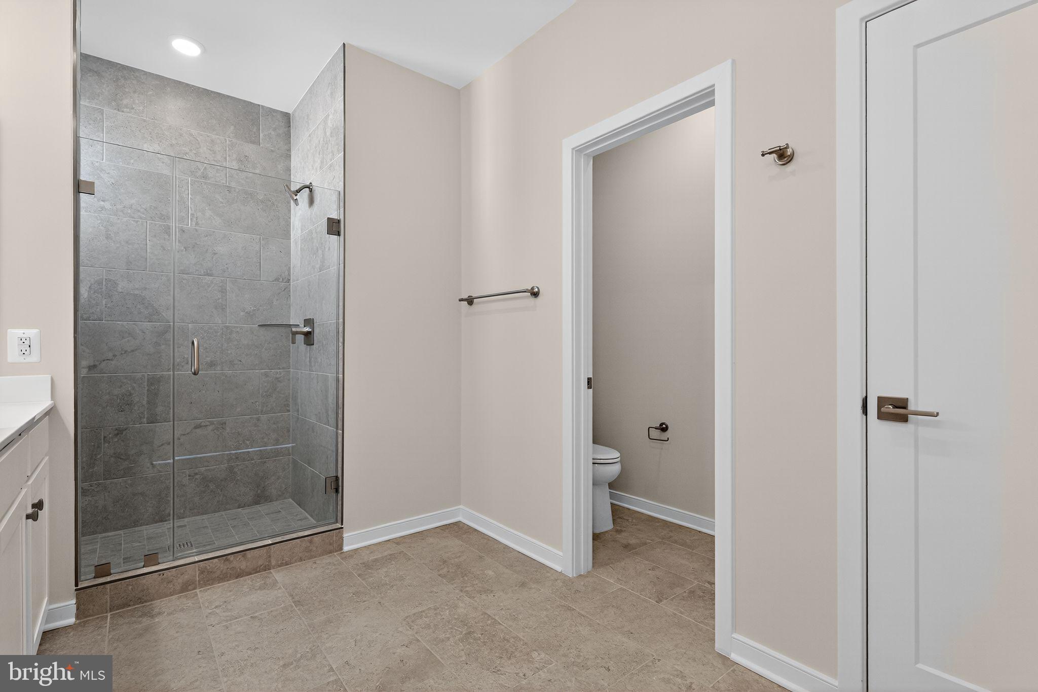 DOWNTOWN BRAMBLETON - Residential Lease