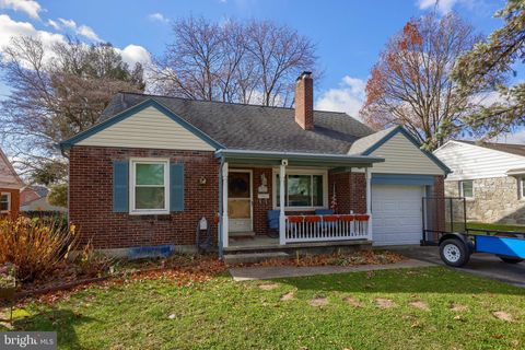 Photo of 1048 Lincoln Heights Avenue, EPHRATA, PA 17522 (MLS # PALA2080308)