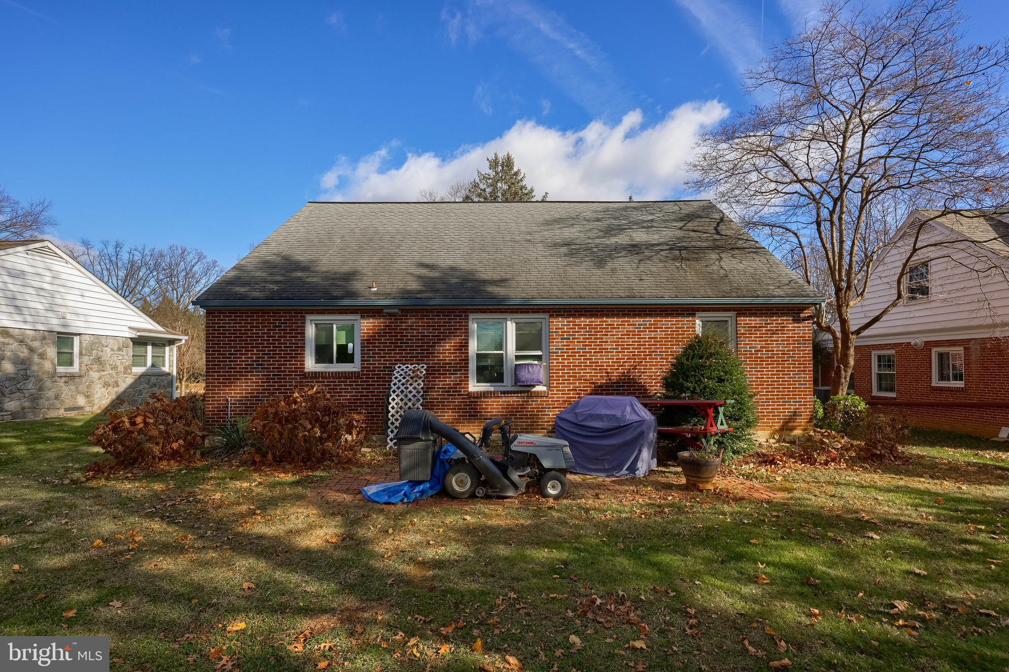 LINCOLN HEIGHTS - Residential