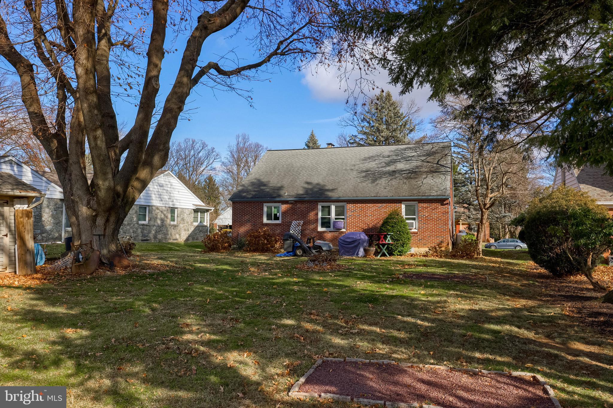 LINCOLN HEIGHTS - Residential