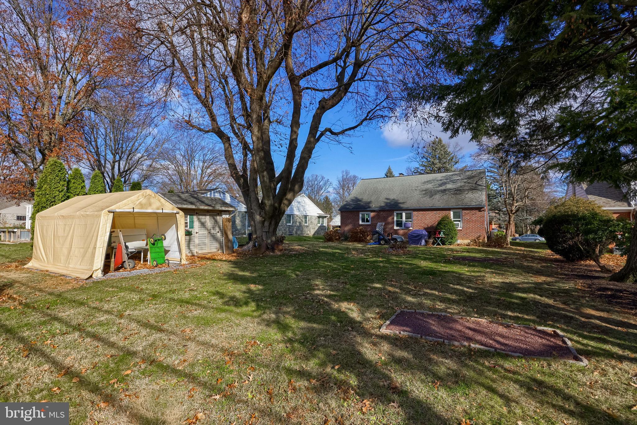LINCOLN HEIGHTS - Residential