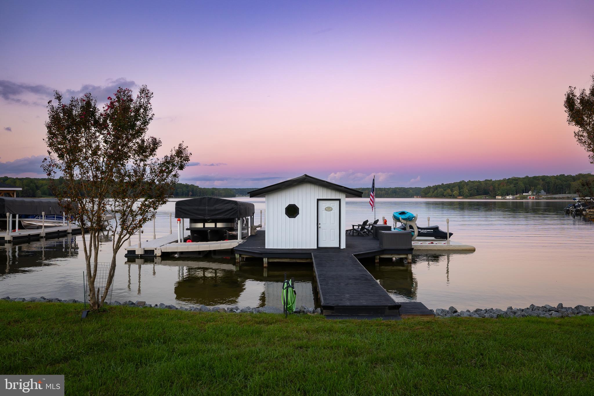 OAK GROVE ESTATES - Residential