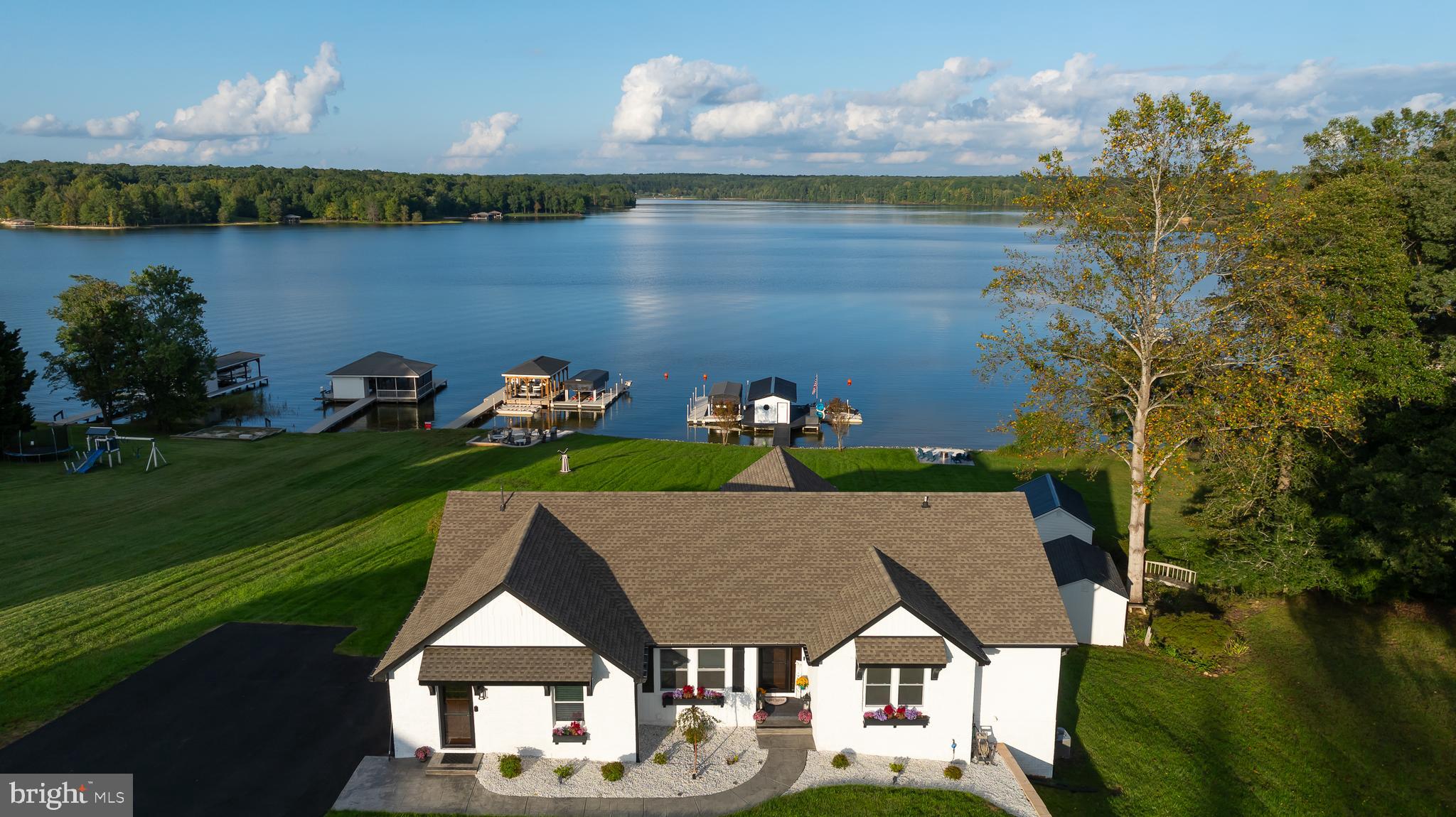 OAK GROVE ESTATES - Residential