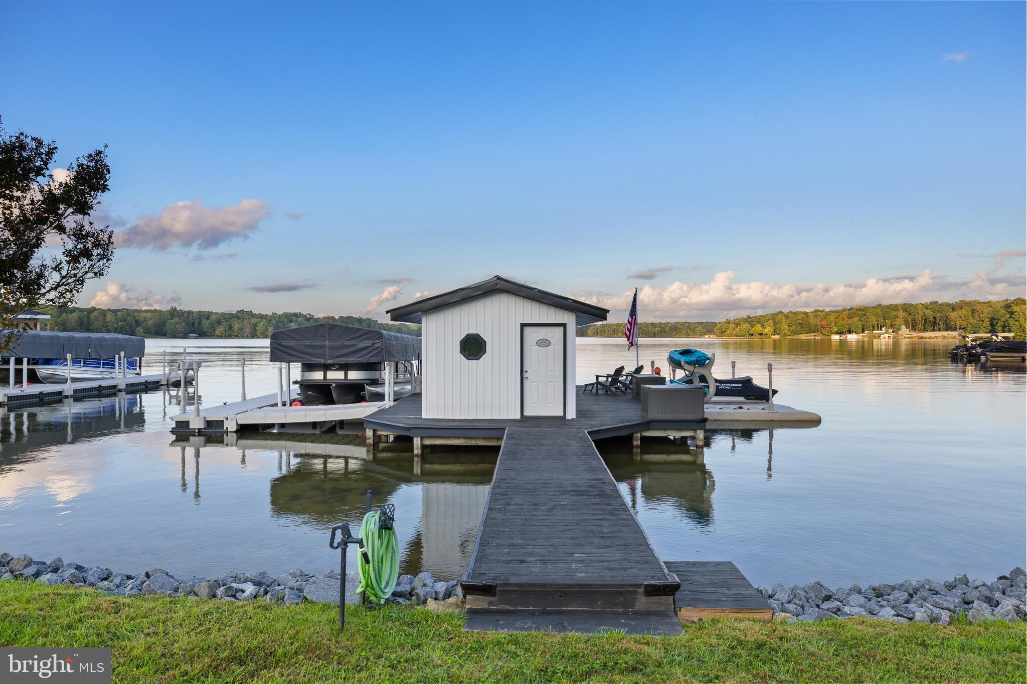 OAK GROVE ESTATES - Residential