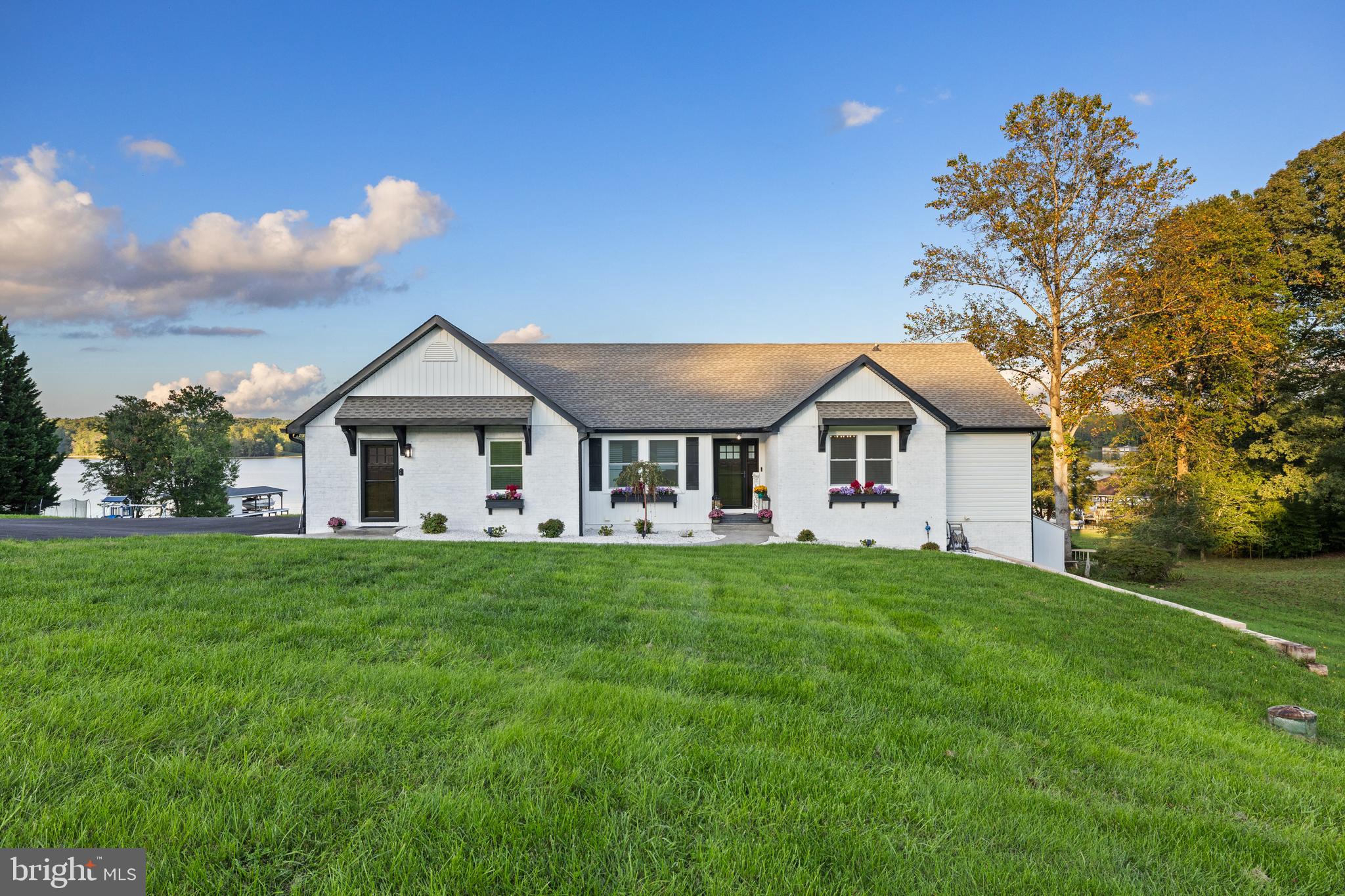 OAK GROVE ESTATES - Residential