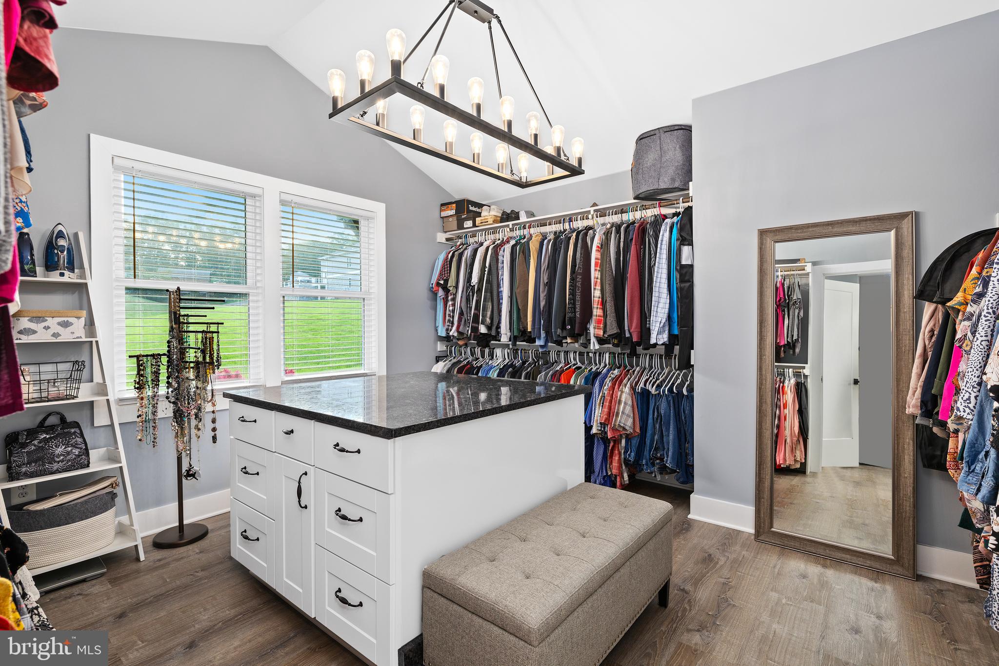 OAK GROVE ESTATES - Residential