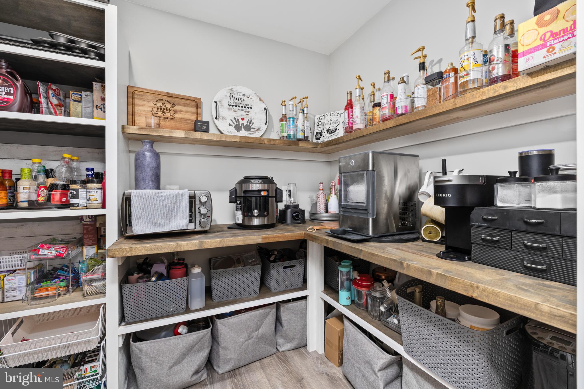 OAK GROVE ESTATES - Residential