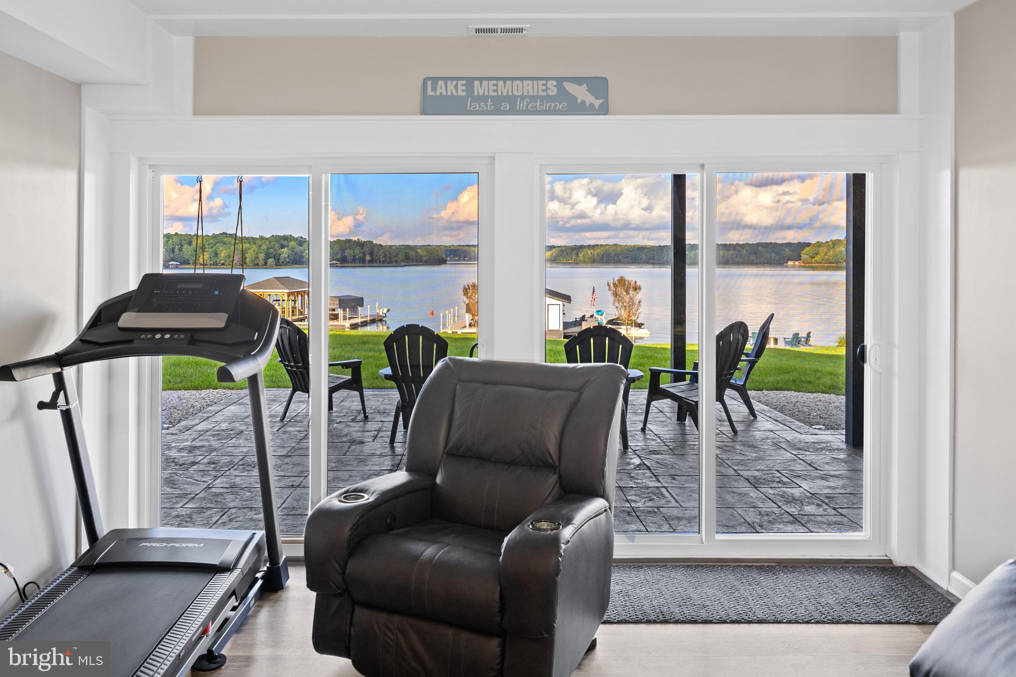 OAK GROVE ESTATES - Residential