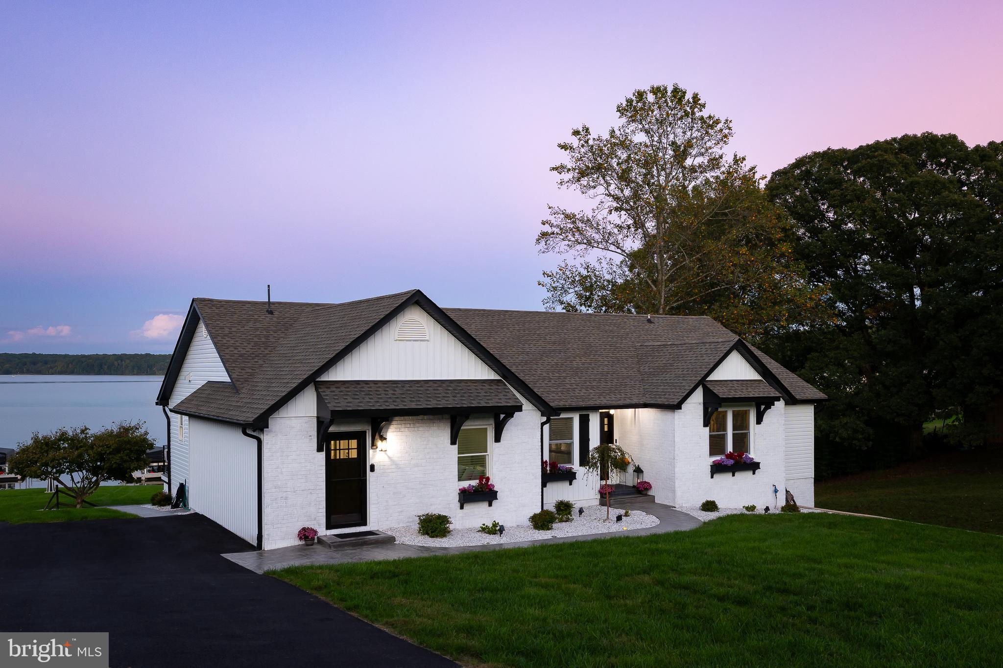 OAK GROVE ESTATES - Residential