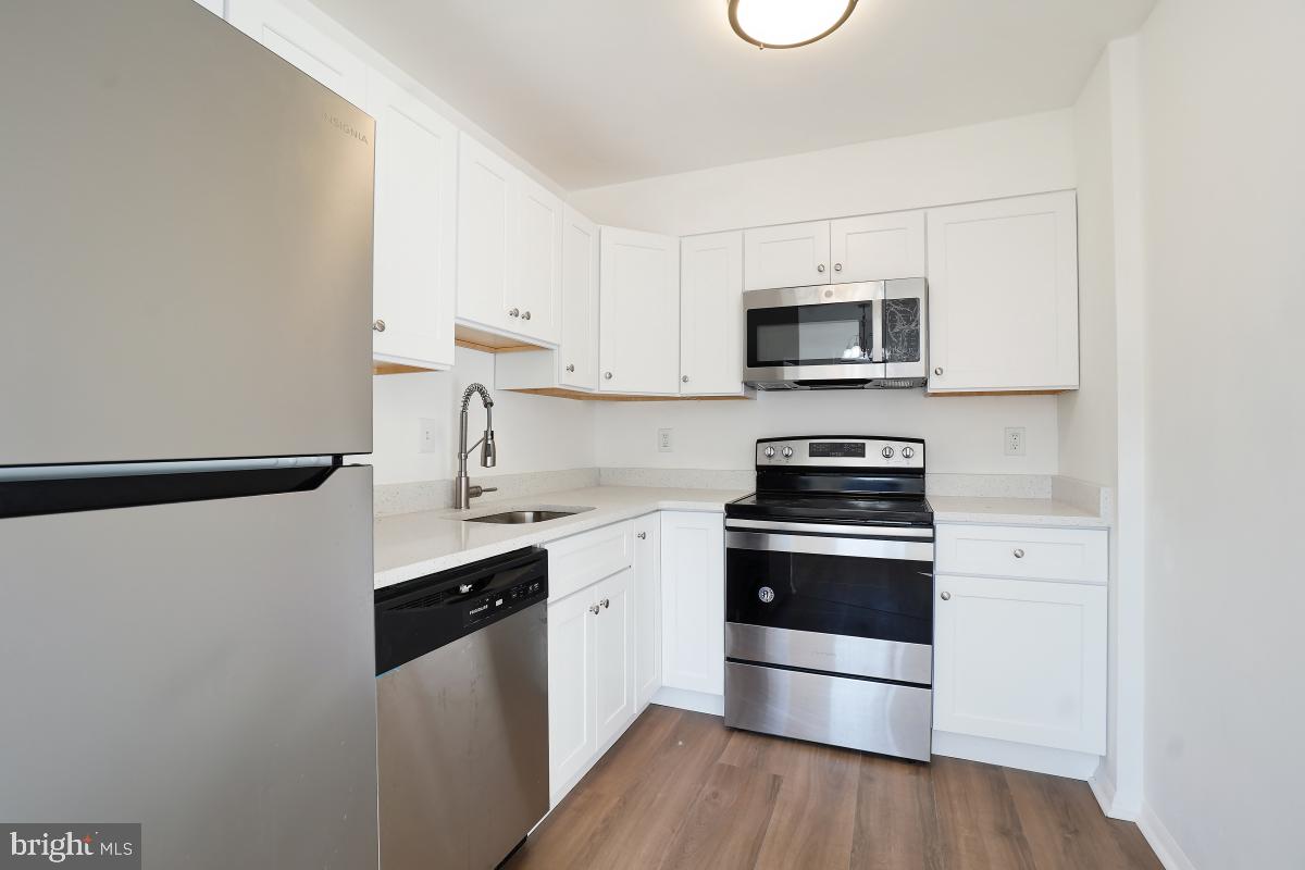 TOWNE CREST - Residential