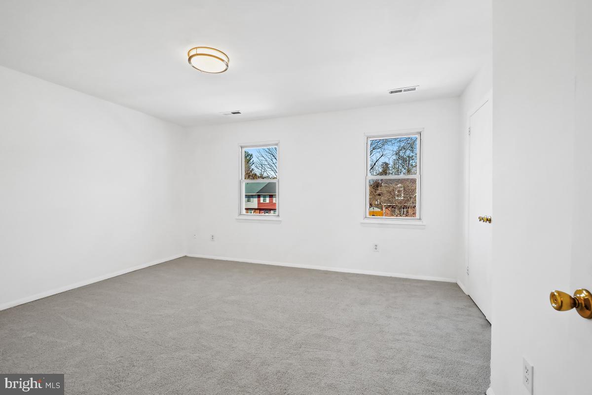 TOWNE CREST - Residential