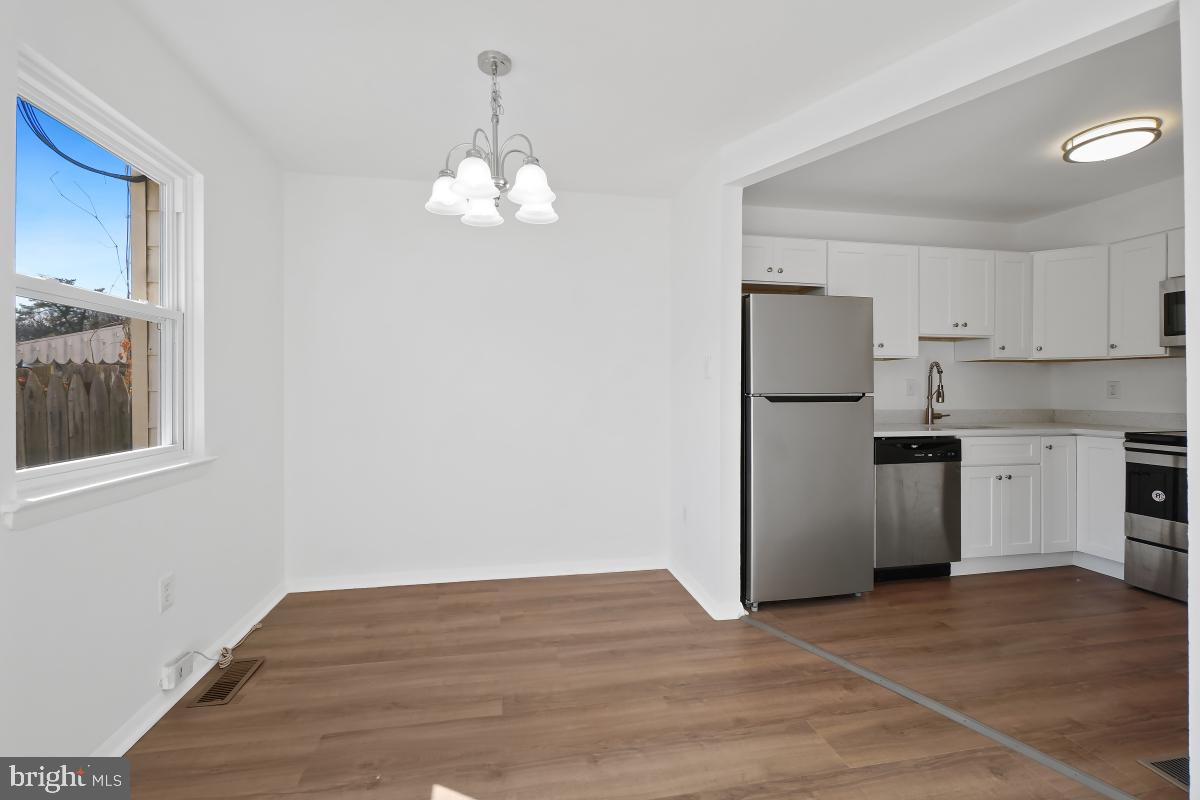 TOWNE CREST - Residential