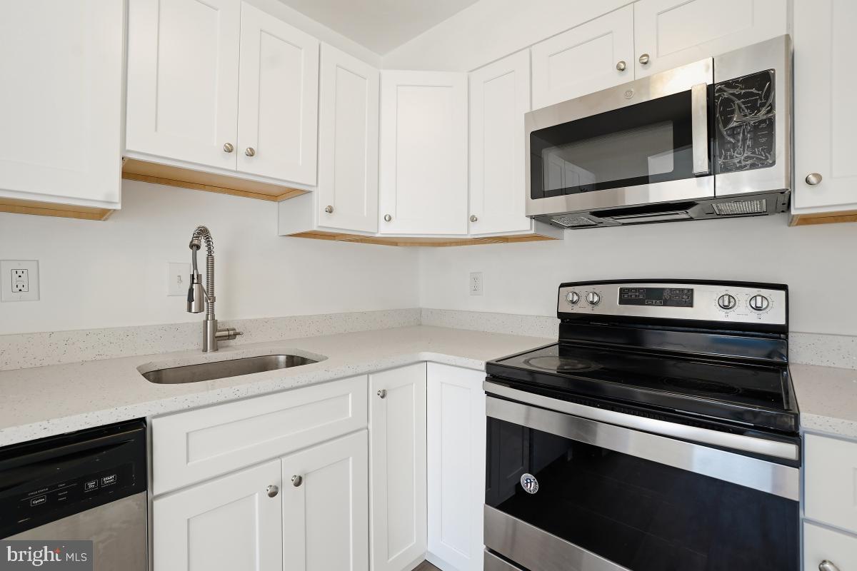 TOWNE CREST - Residential