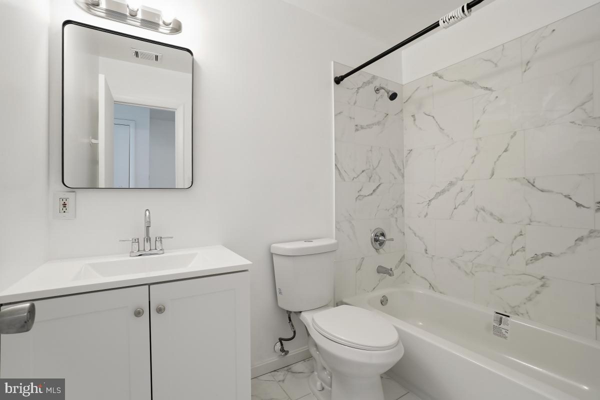 TOWNE CREST - Residential