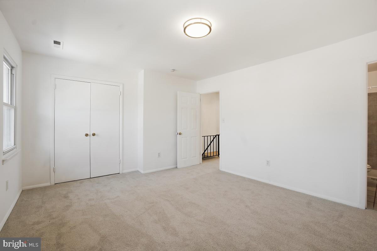 TOWNE CREST - Residential