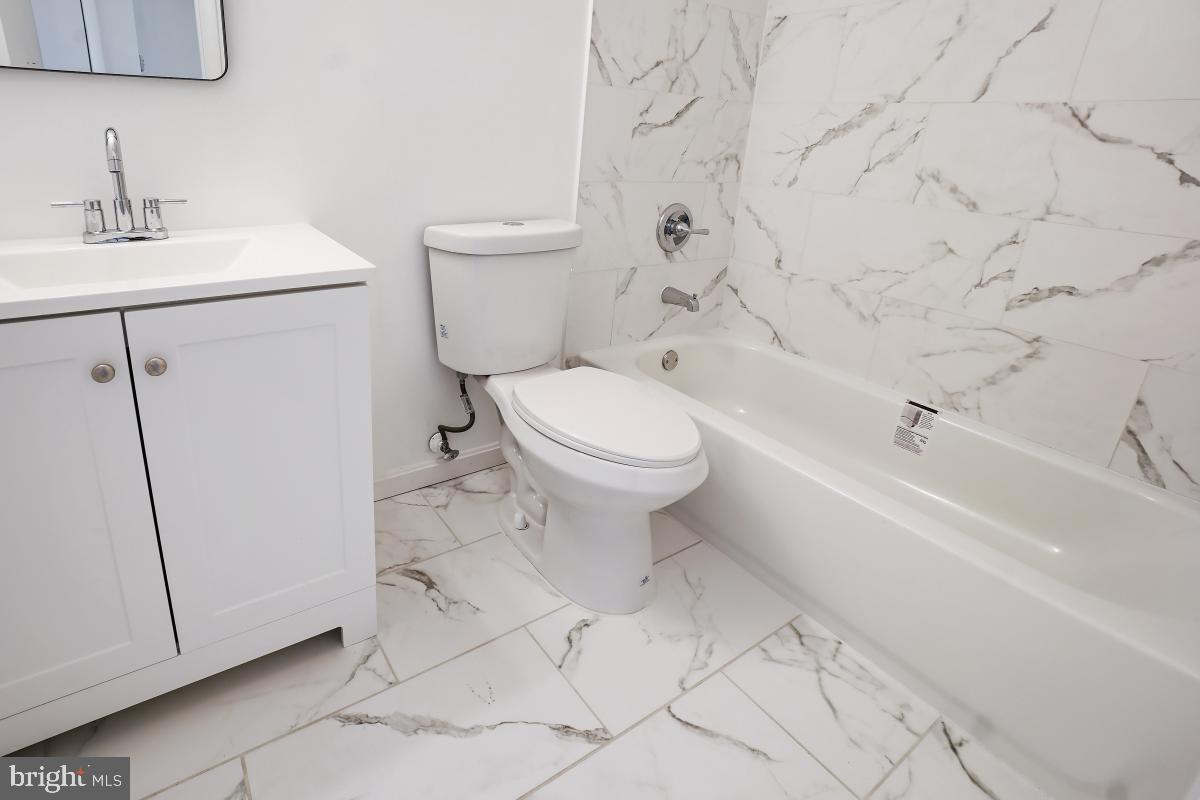 TOWNE CREST - Residential