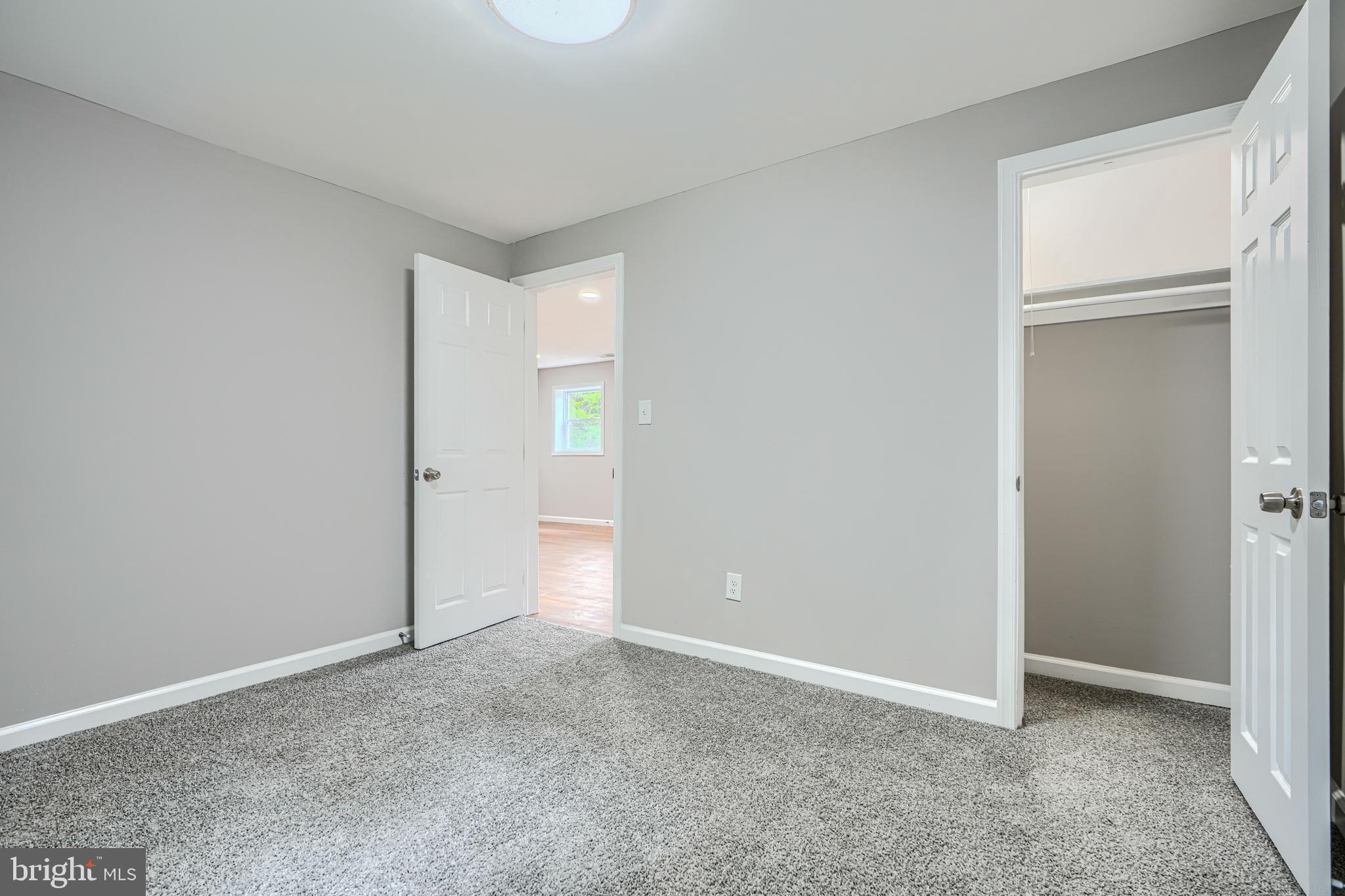 CLINTON - Residential
