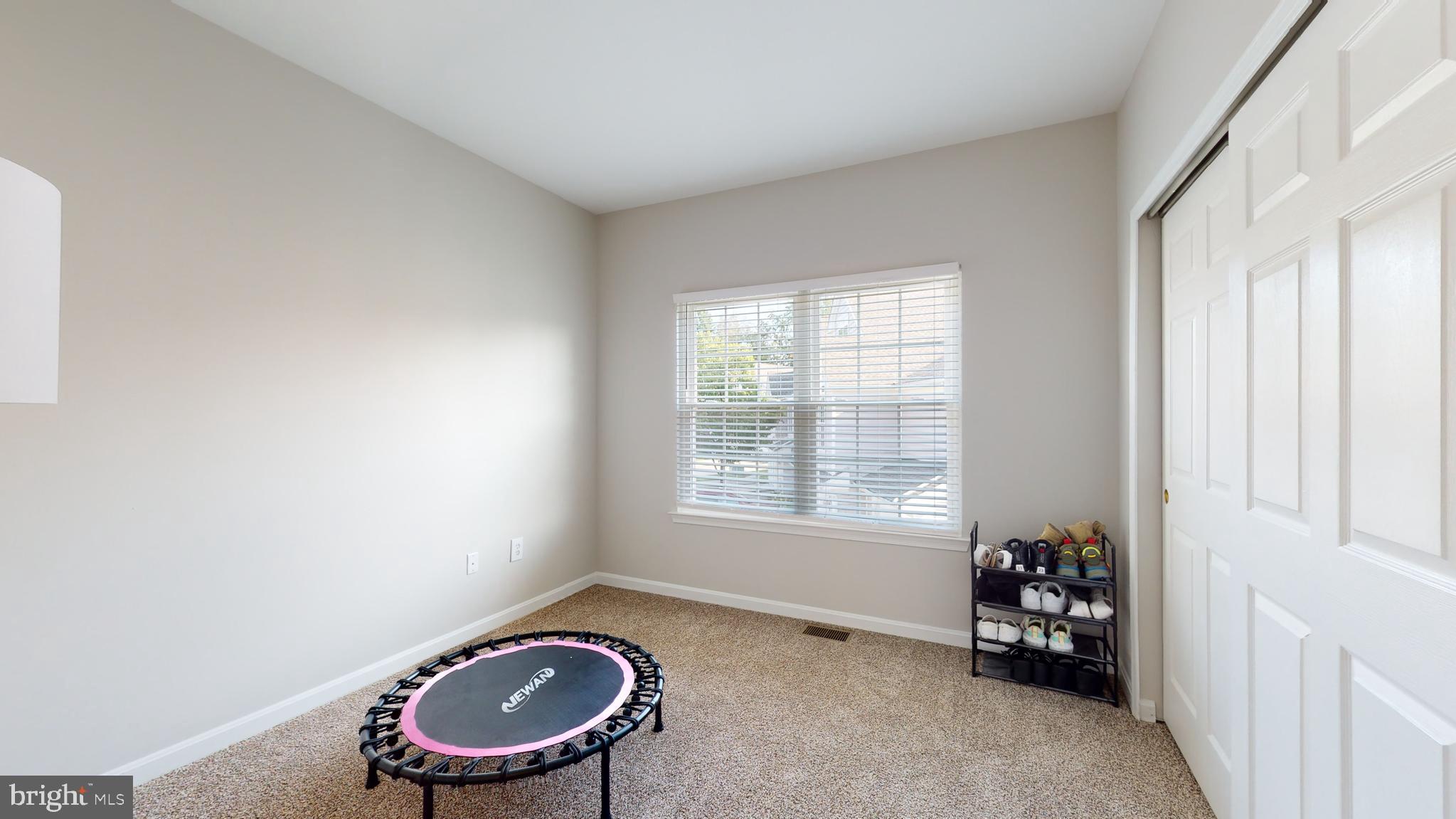 KINGS COUNCIL CONDO - Residential