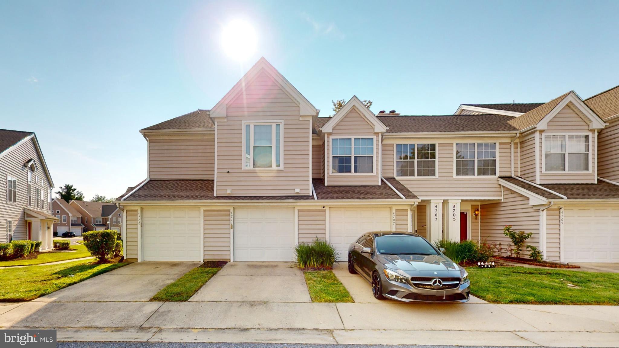 KINGS COUNCIL CONDO - Residential