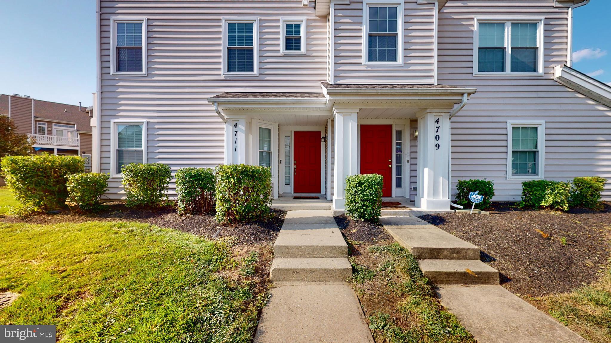 KINGS COUNCIL CONDO - Residential