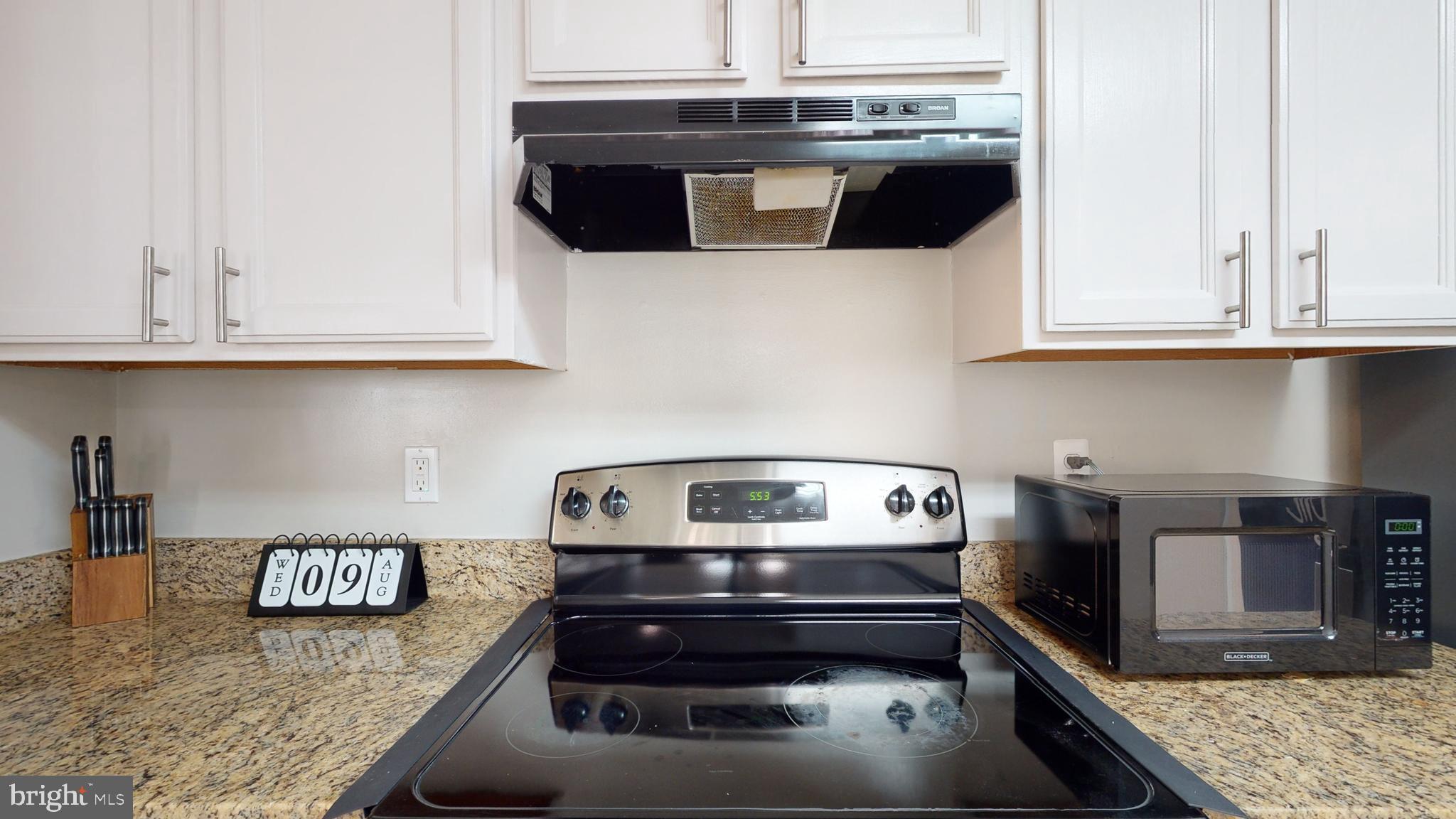 KINGS COUNCIL CONDO - Residential