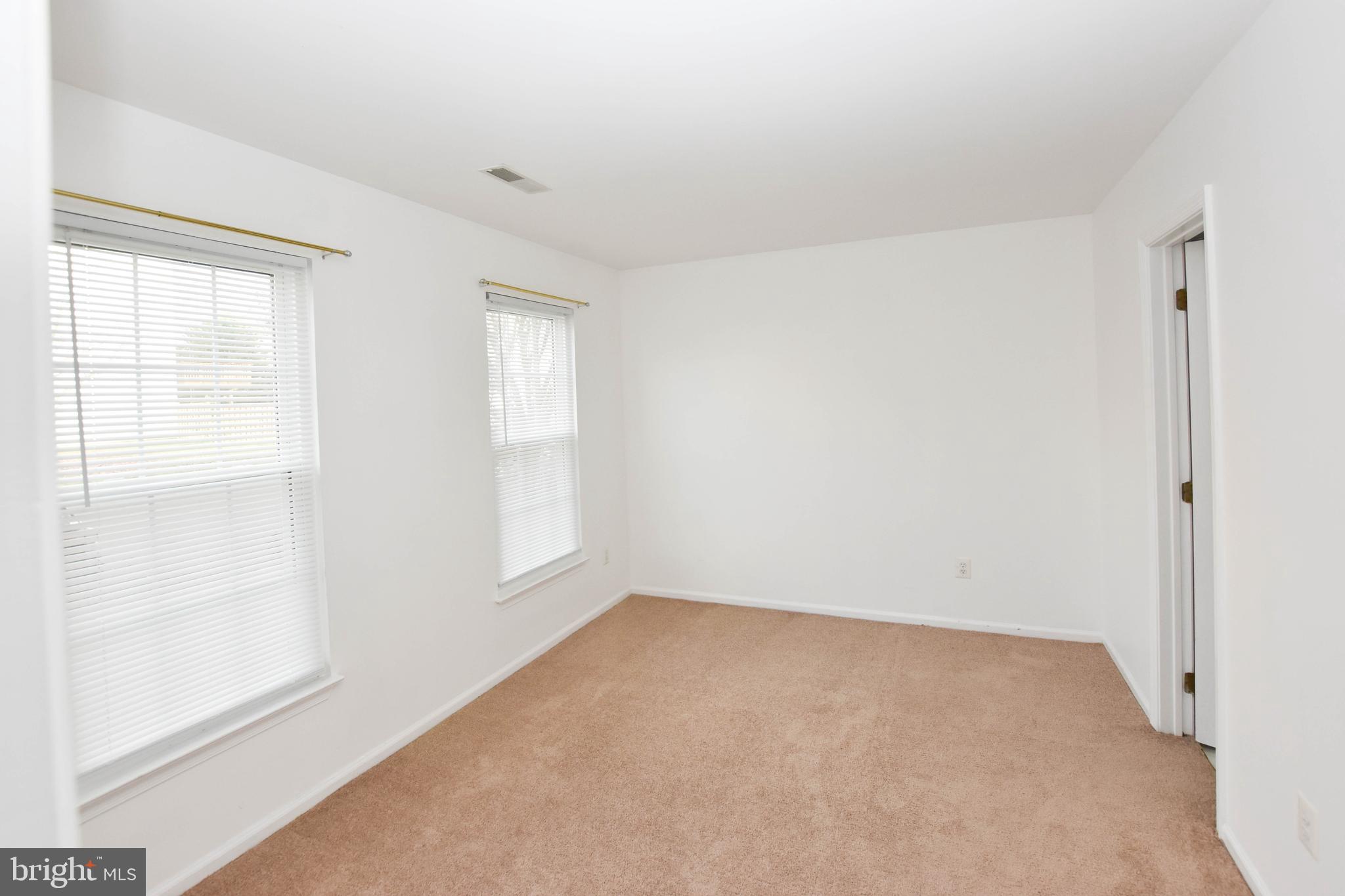 TRAILSIDE - Residential Lease