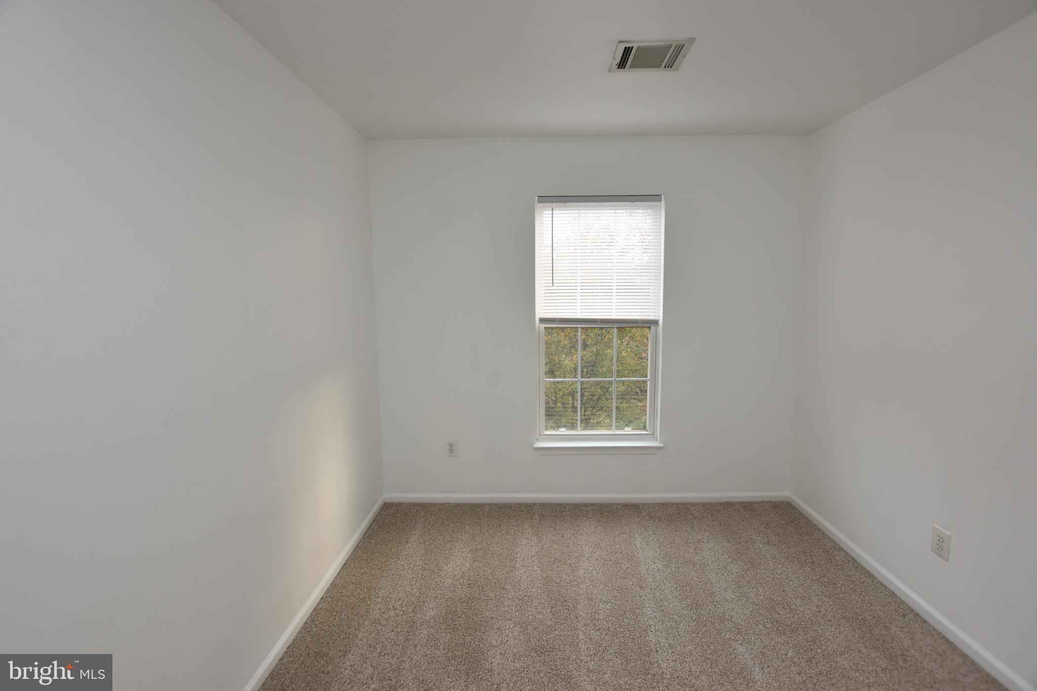 TRAILSIDE - Residential Lease