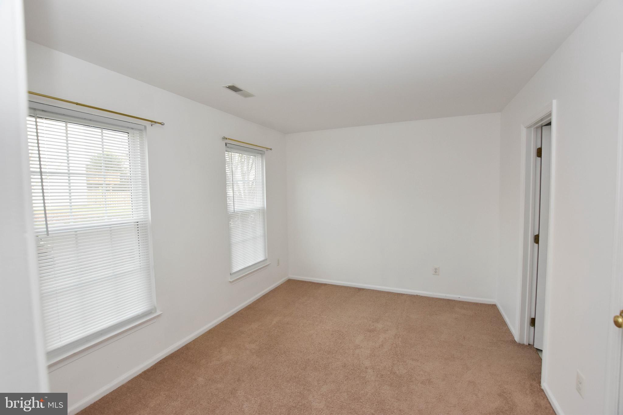 TRAILSIDE - Residential Lease