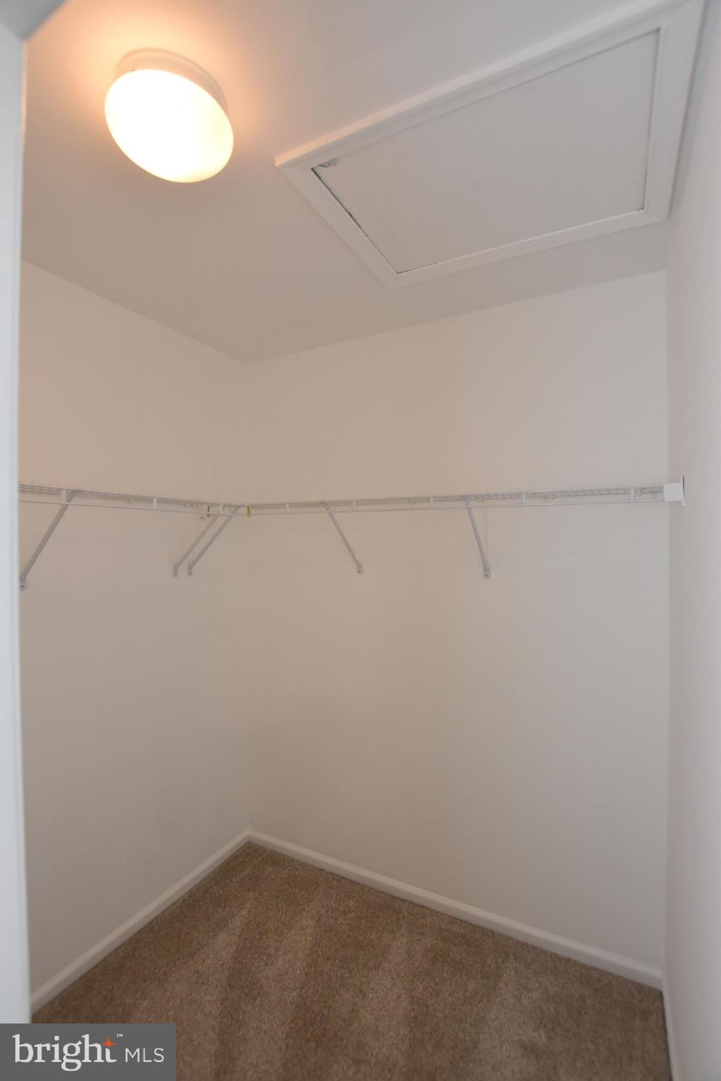 TRAILSIDE - Residential Lease