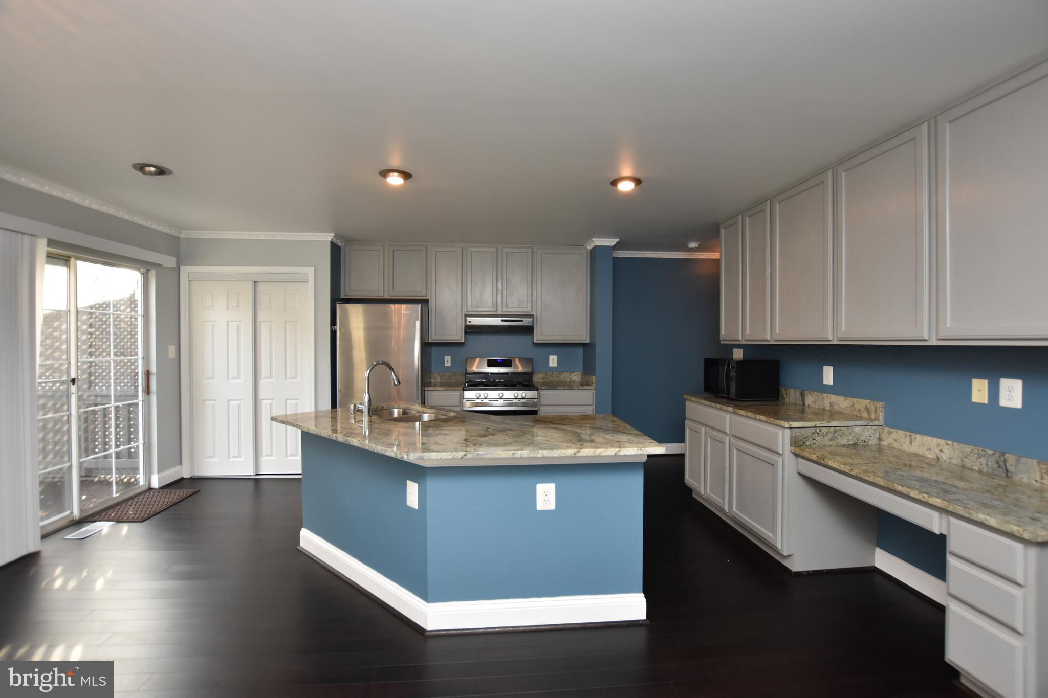 TRAILSIDE - Residential Lease