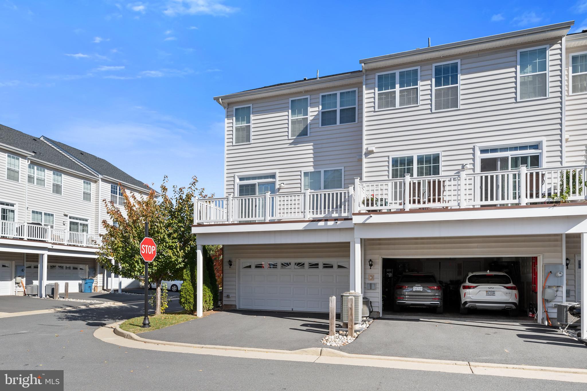 LOUDOUN VALLEY ESTATES 2 - Residential Lease